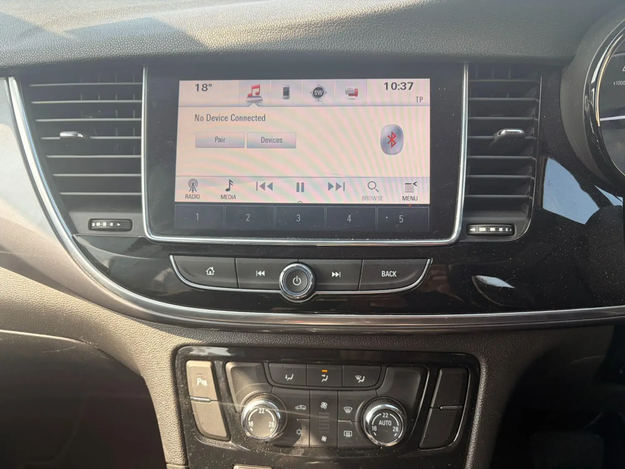 Vauxhall Mokka X Image 17