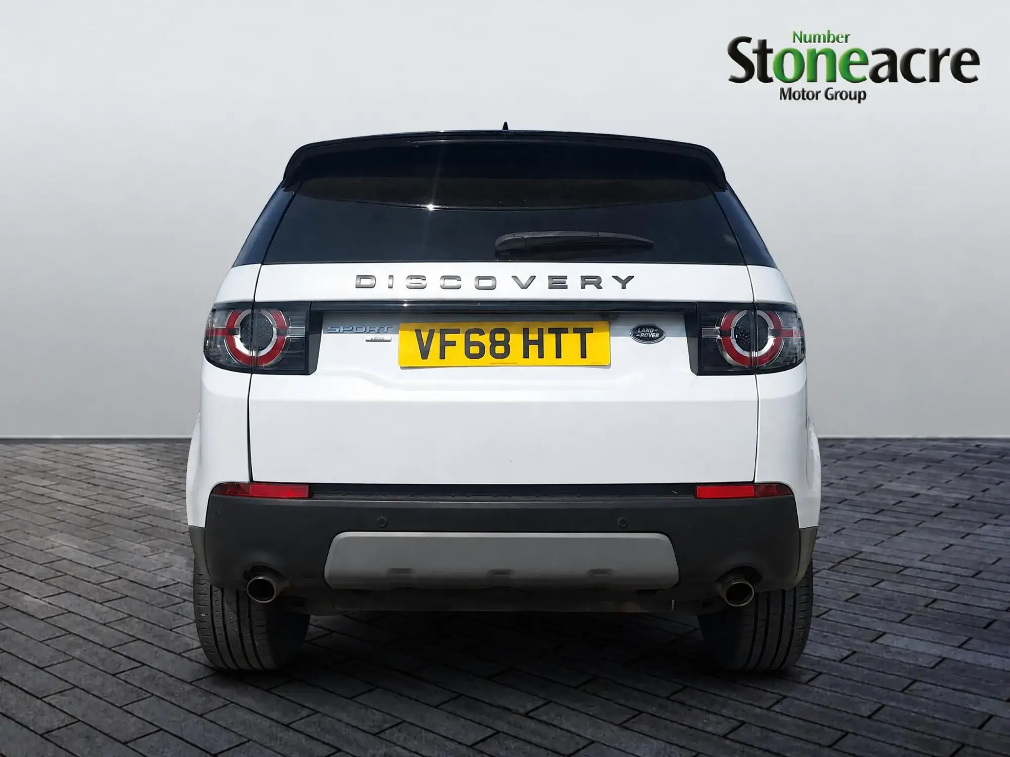 Land Rover Discovery Sport Image 4 Land Rover Discovery Sport Image 4