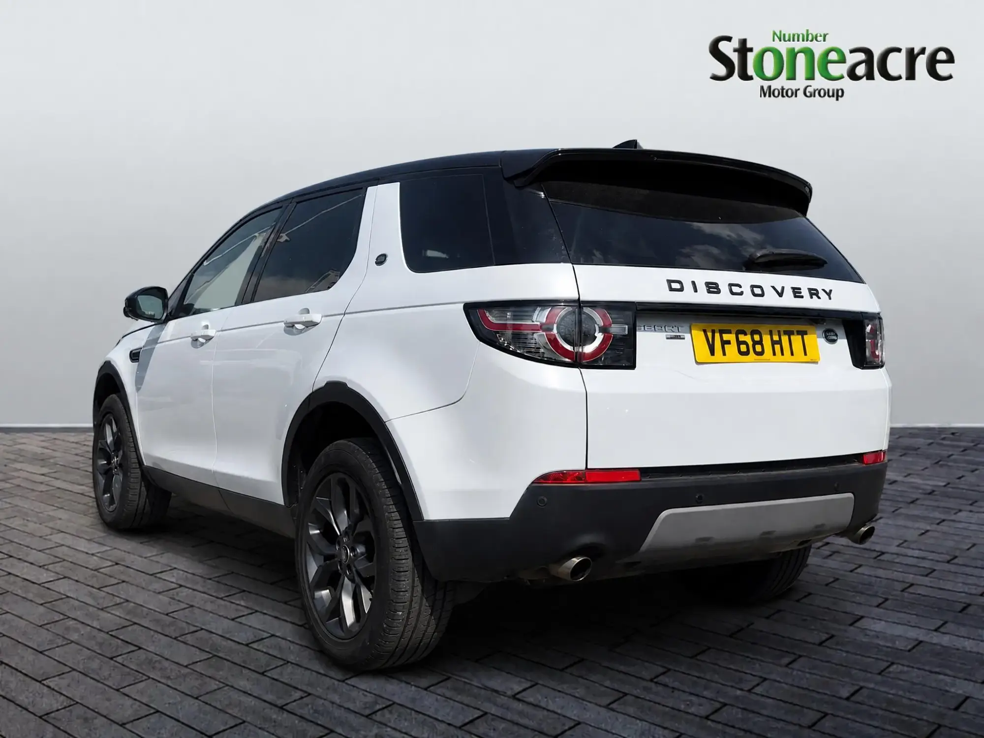 Land Rover Discovery Sport Image 5 Land Rover Discovery Sport Image 5