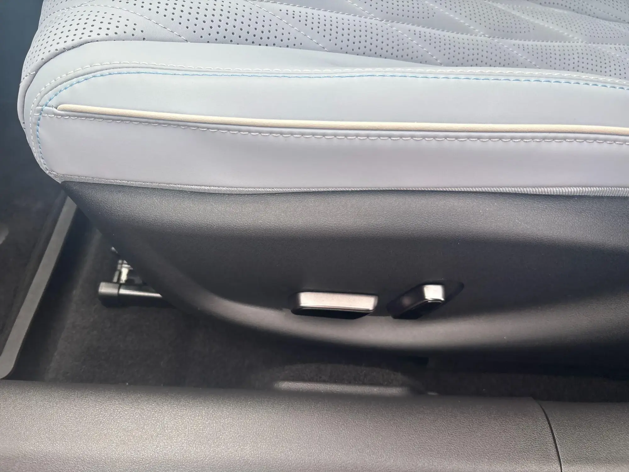 BYD SEAL Image 15