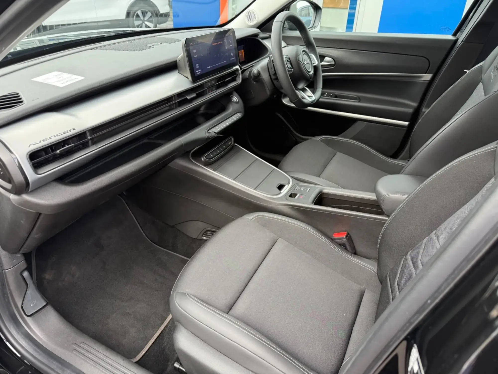 Jeep Avenger e-Hybrid Image 14 Jeep Avenger e-Hybrid Image 14