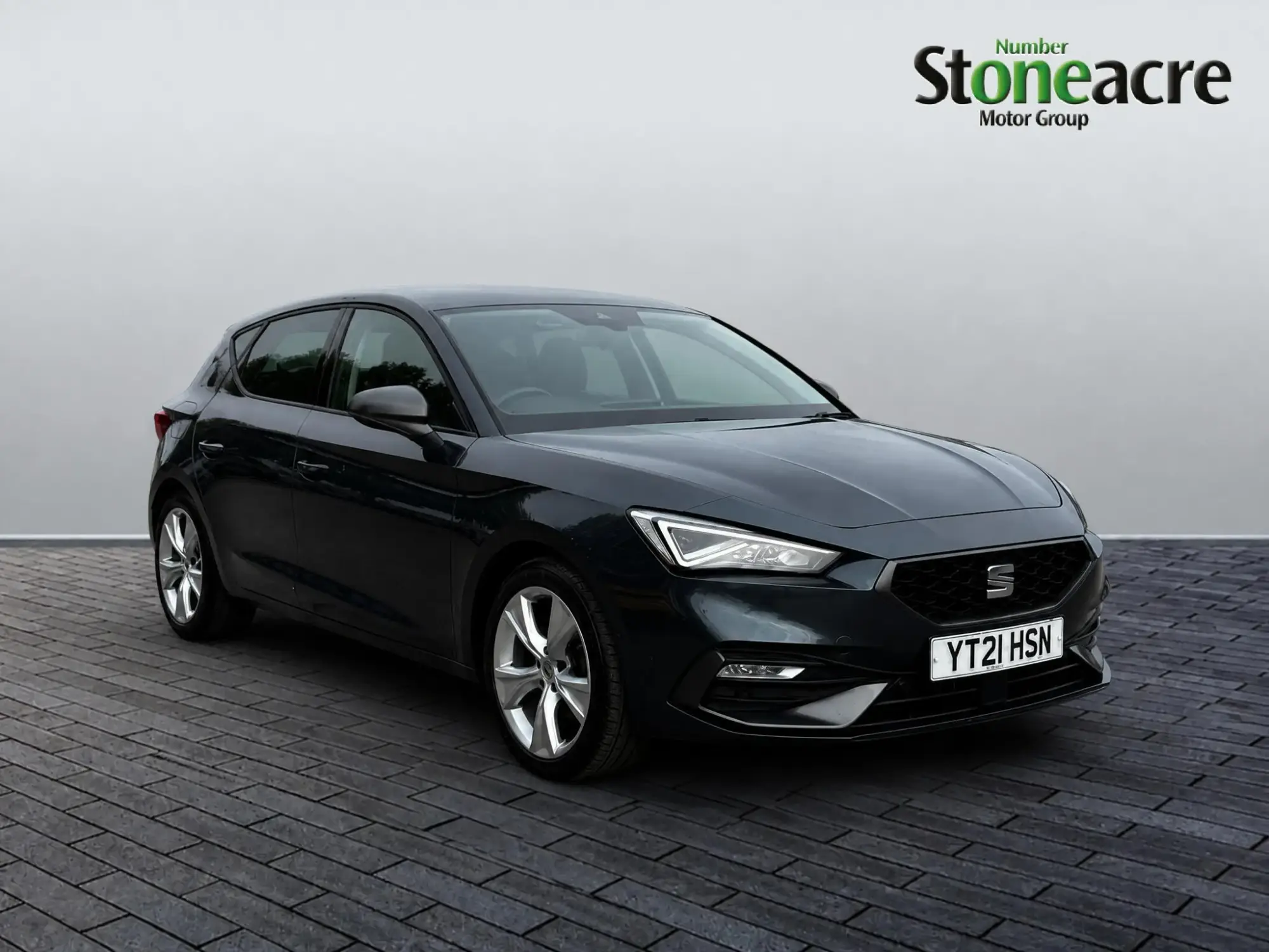 SEAT Leon 1.5 eTSI MHEV FR DSG Euro 6 (s/s) 5dr YT21HSN Image 1