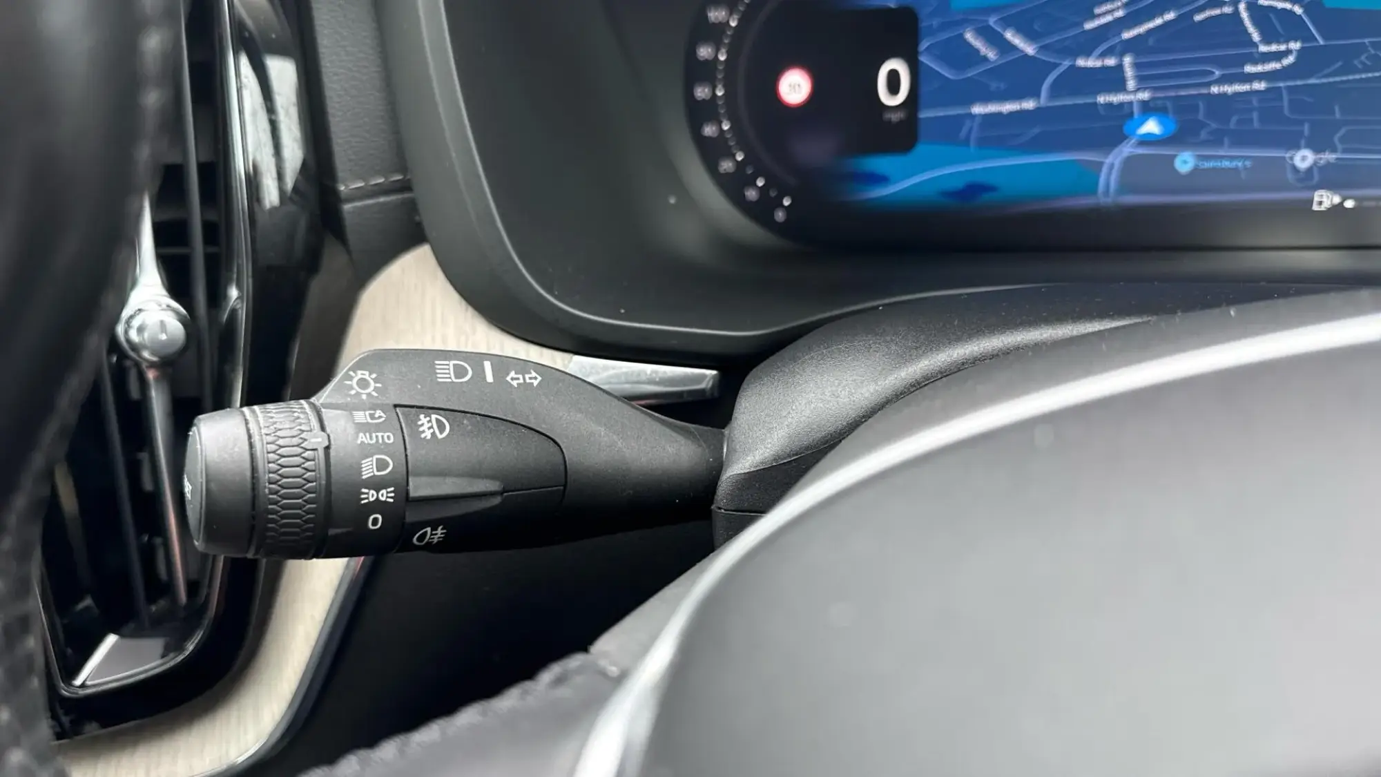 Volvo XC60 Image 24