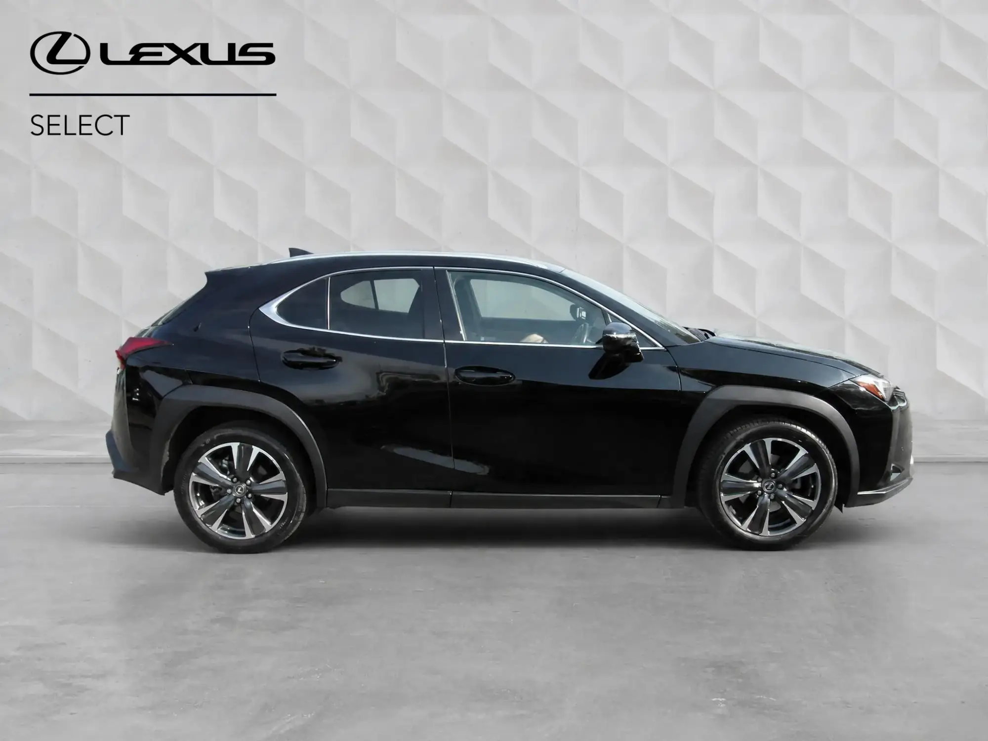 Lexus UX Self-Charging Hybrid Image 7 Lexus UX Self-Charging Hybrid Image 7