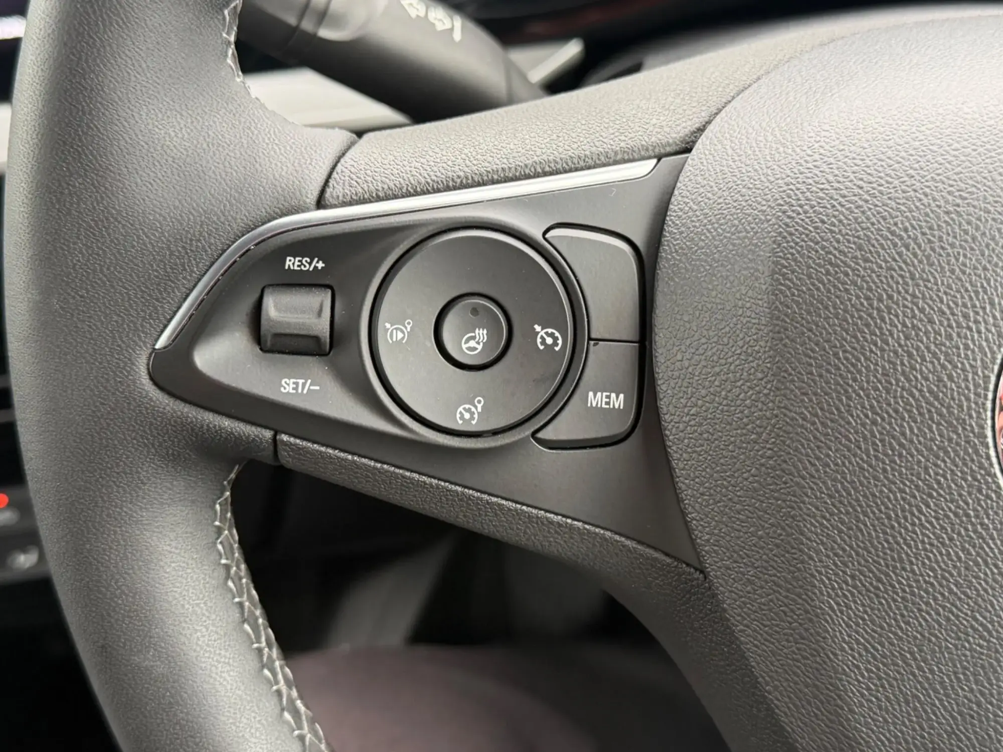 Vauxhall Mokka Image 12 Vauxhall Mokka Image 12
