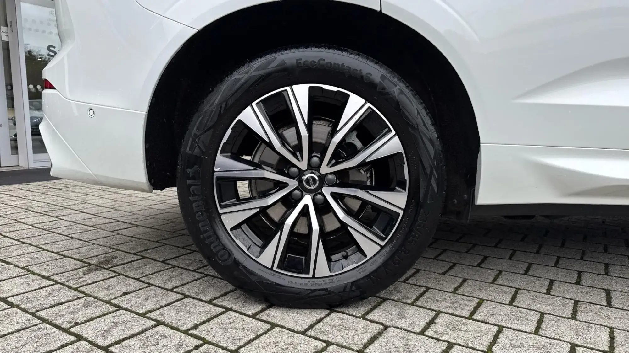 Volvo XC60 Image 9 Volvo XC60 Image 9