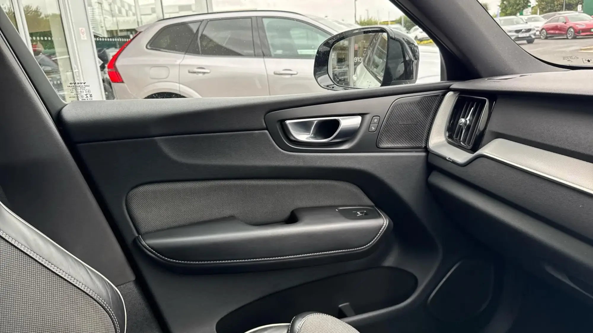 Volvo XC60 Image 29 Volvo XC60 Image 29