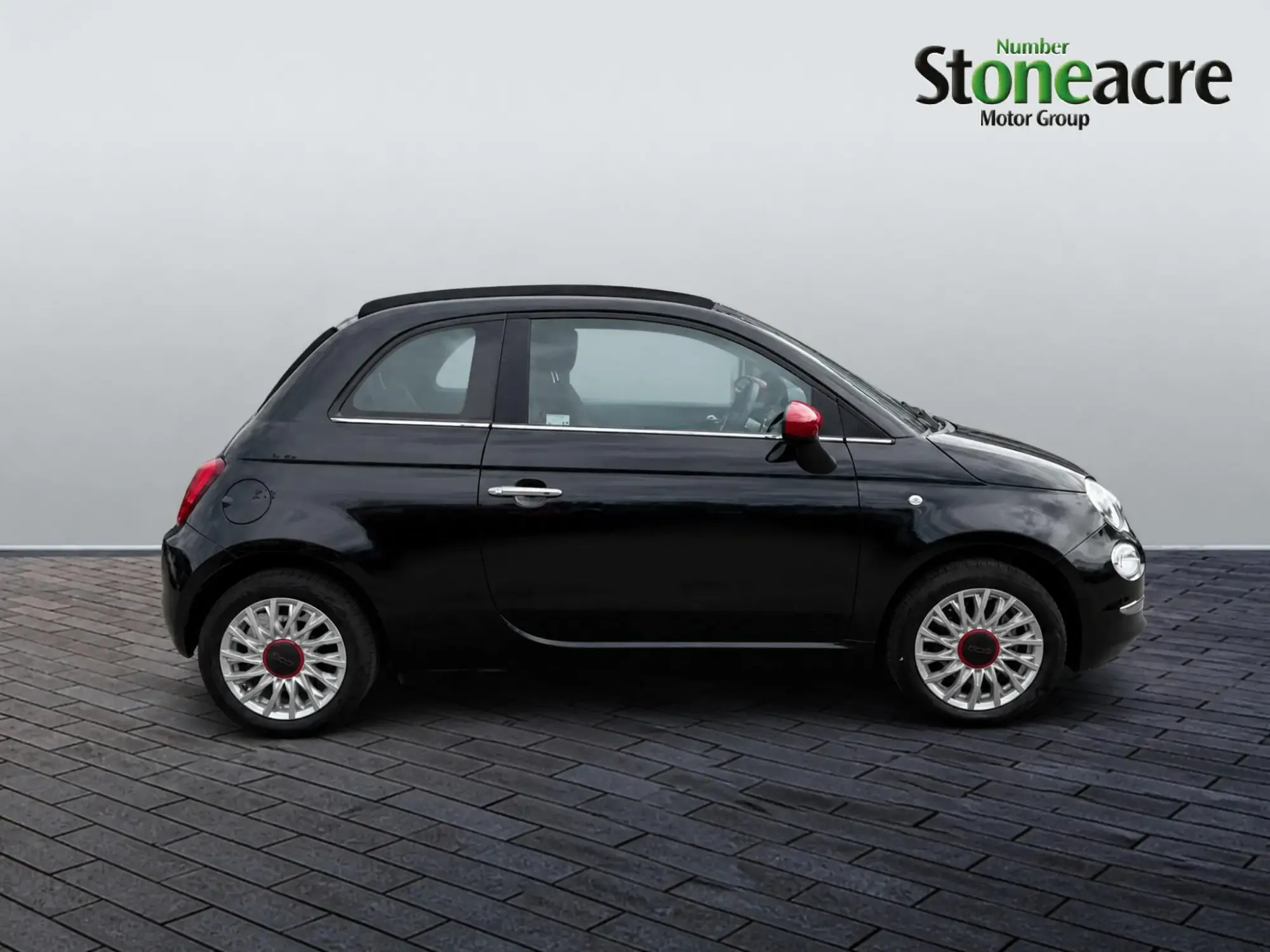 Fiat 500c Hybrid Image 2