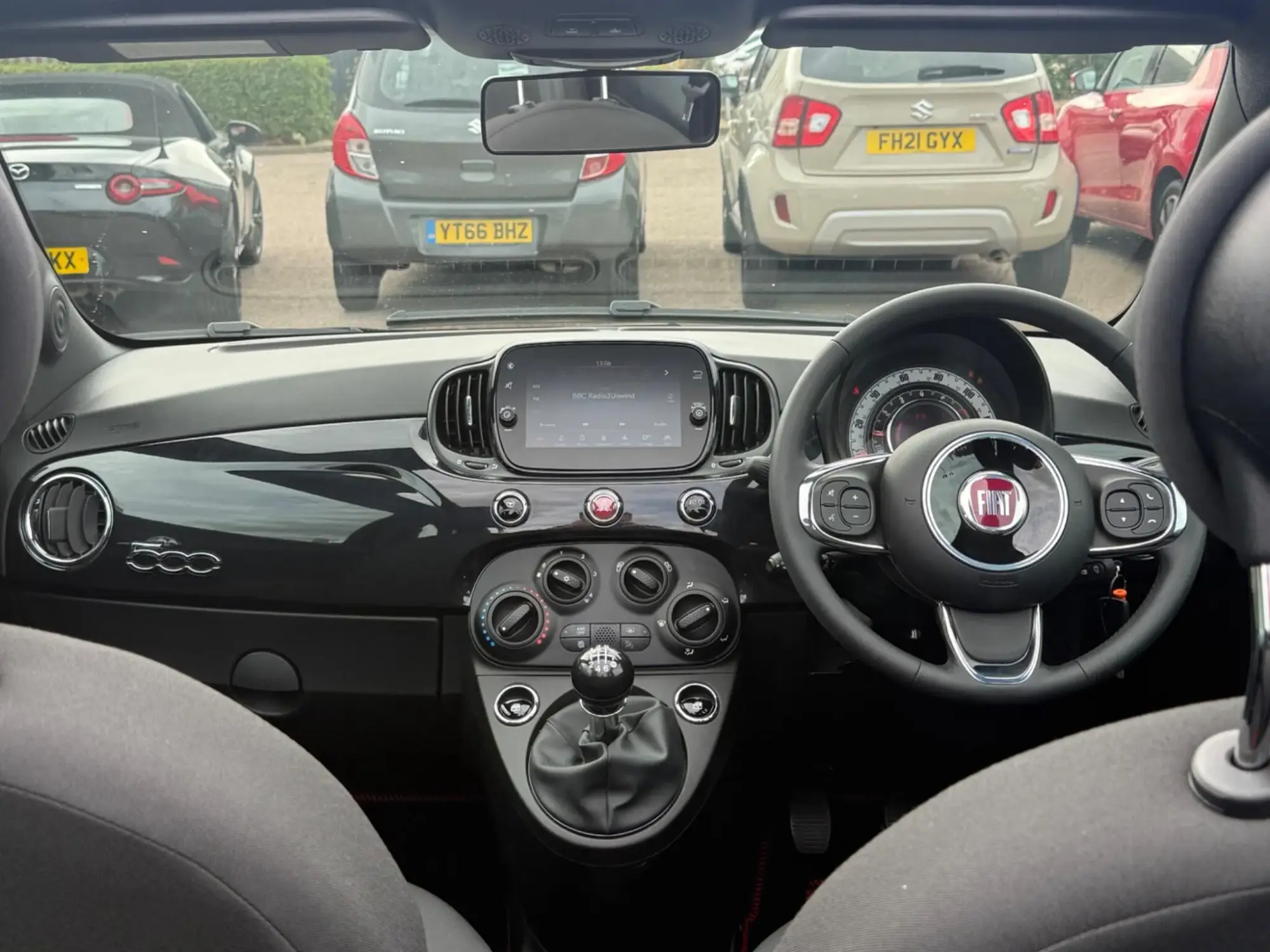 Fiat 500c Hybrid Image 13