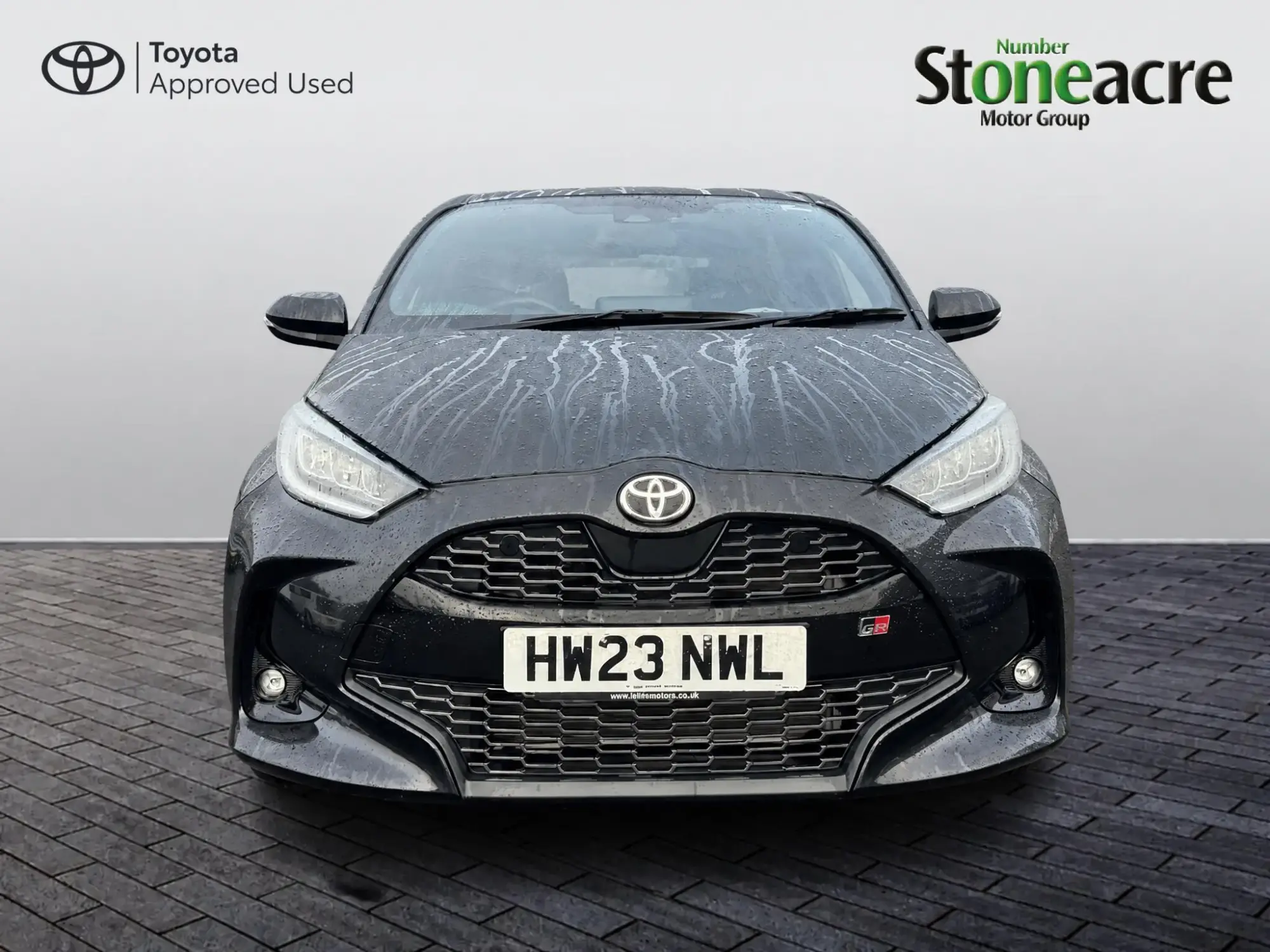 Toyota Yaris Image 8