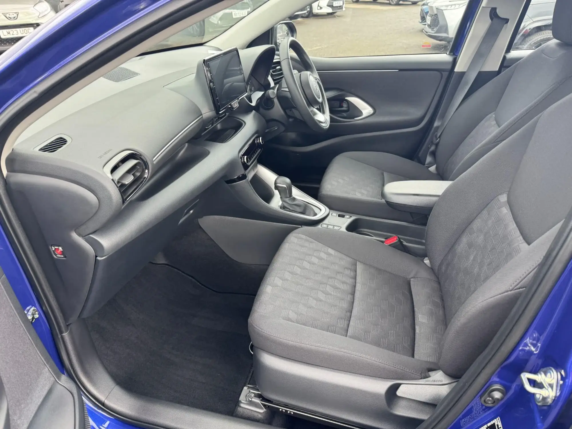 Toyota Yaris Image 14