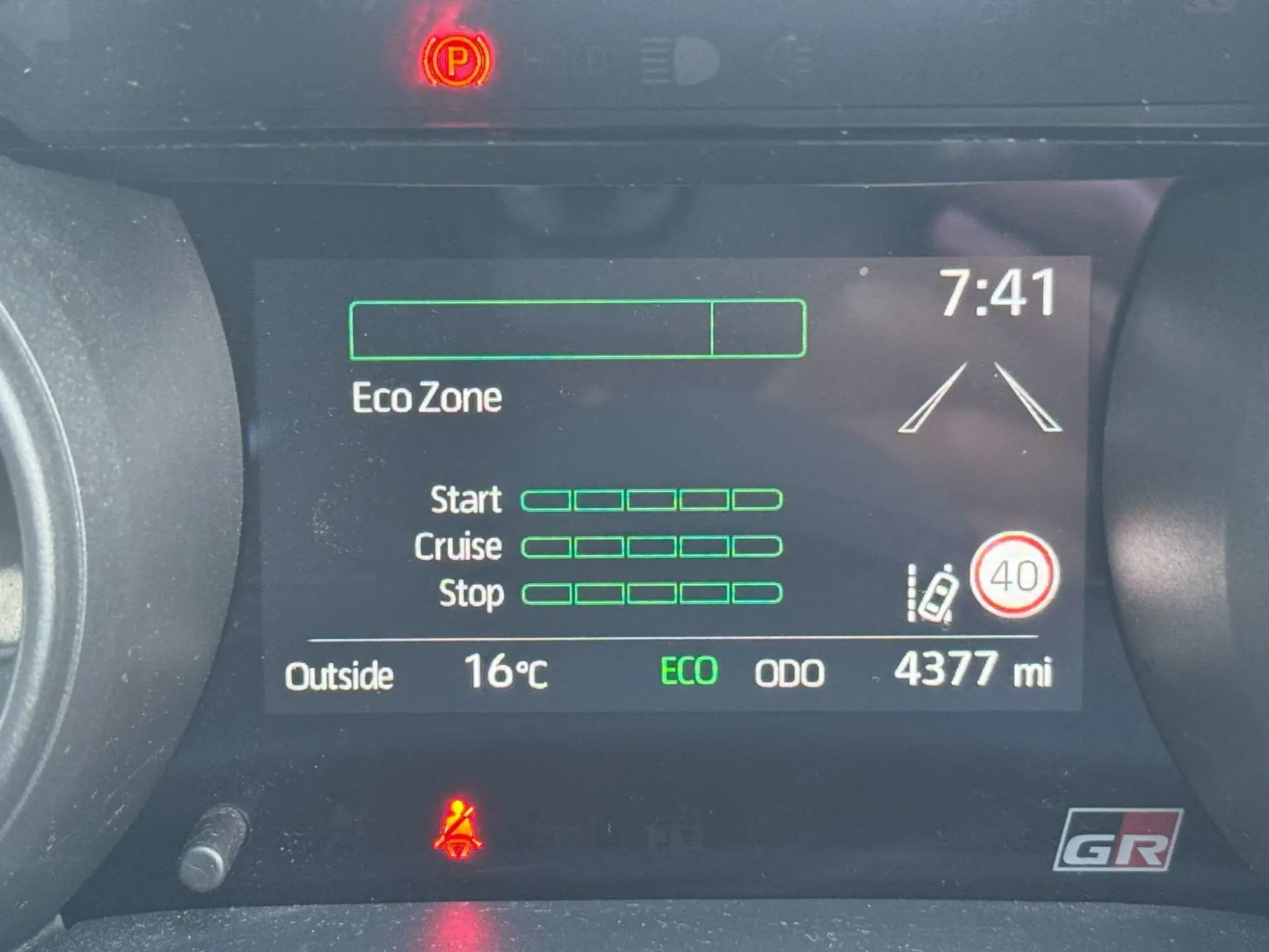 Toyota Yaris Image 17