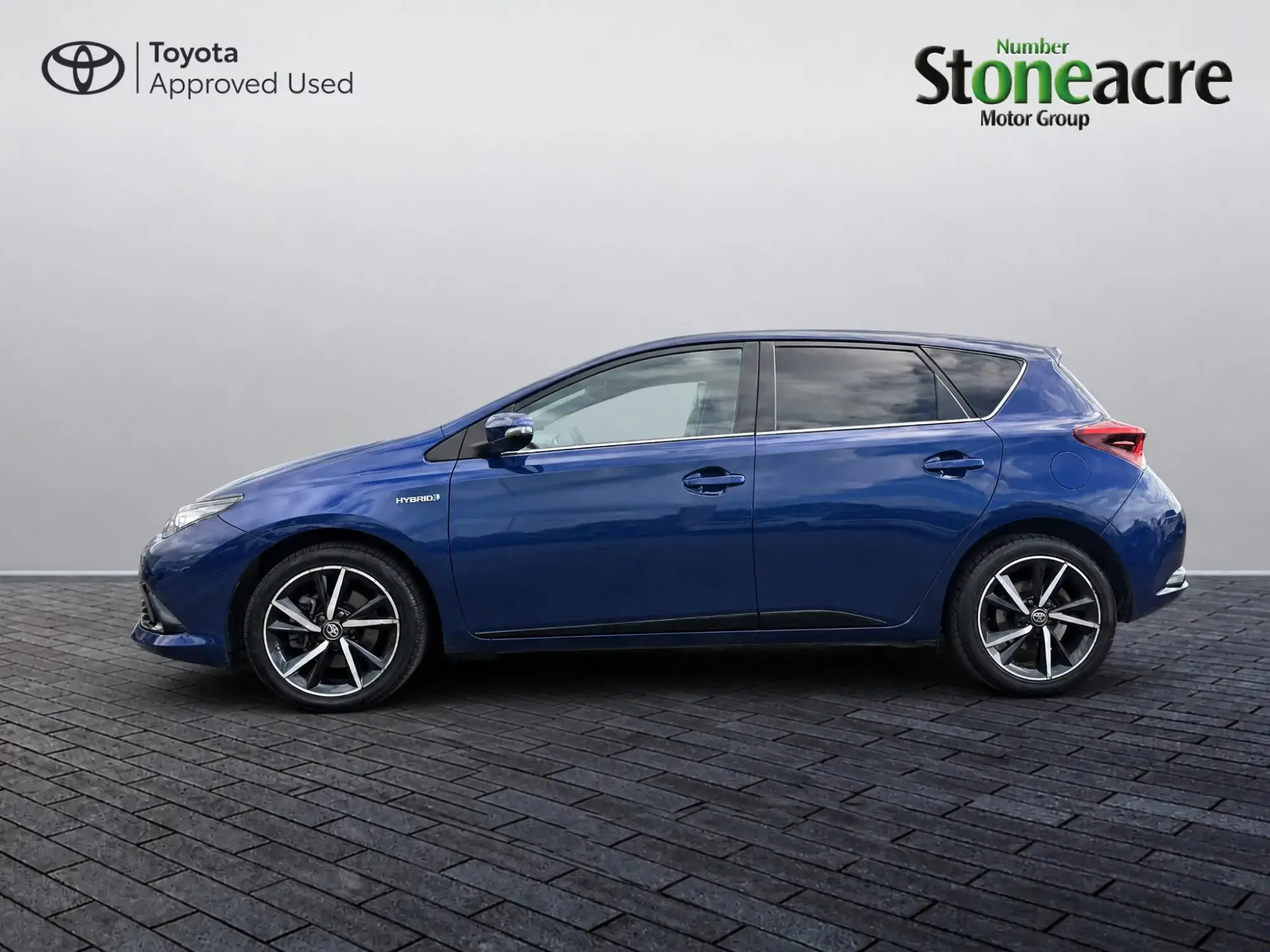 Toyota Auris Image 6