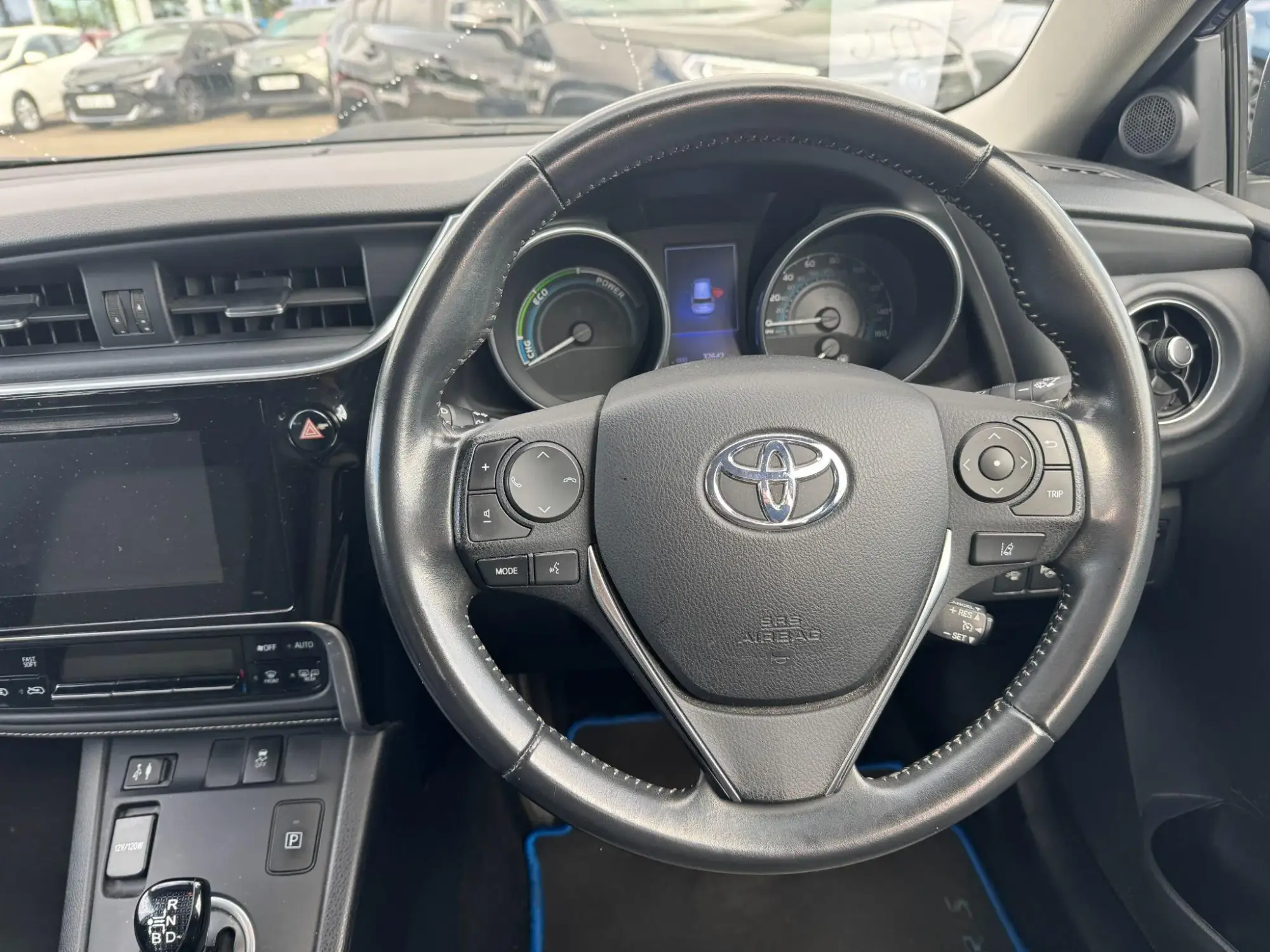 Toyota Auris Image 17