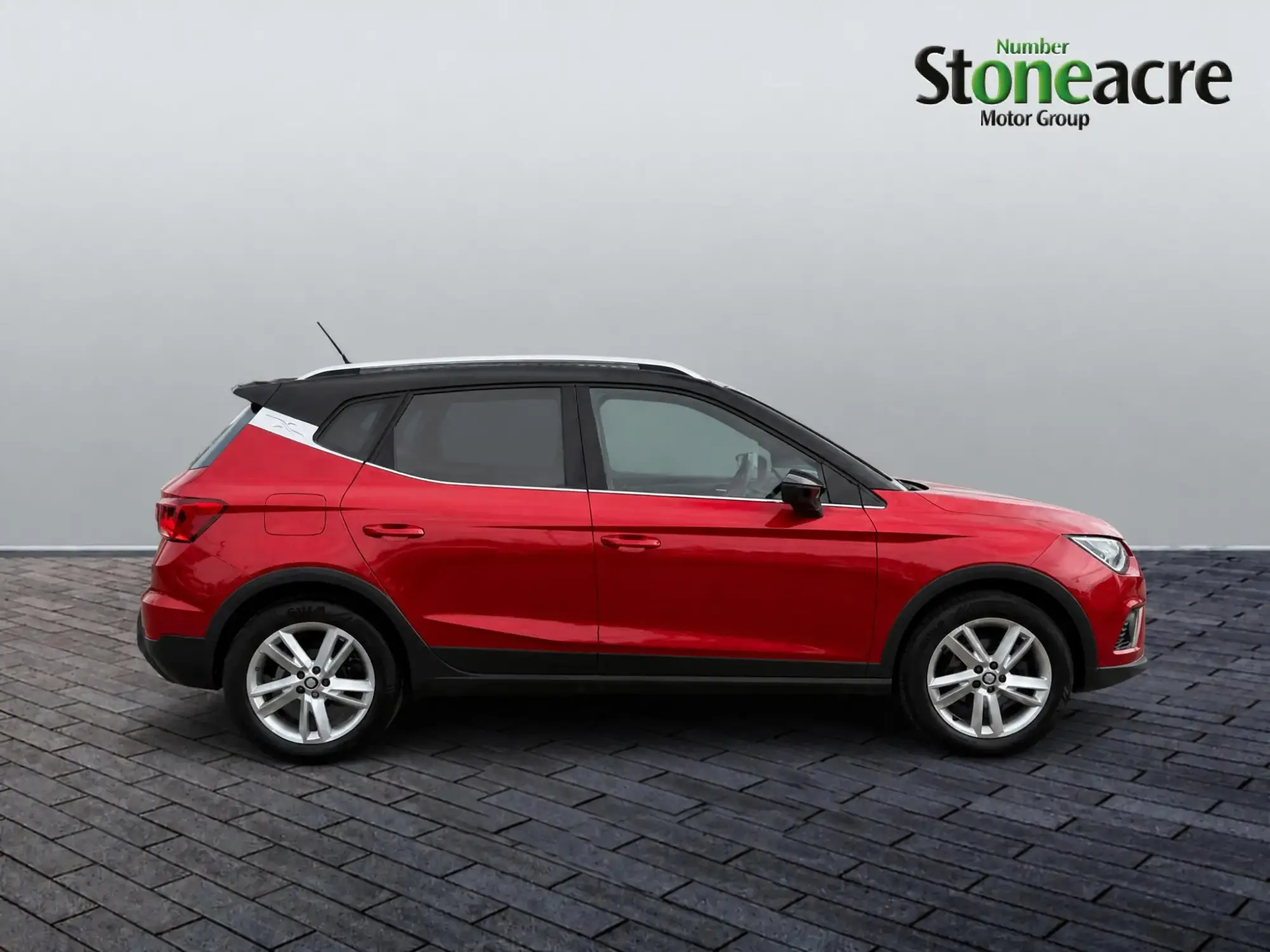 SEAT Arona Image 2