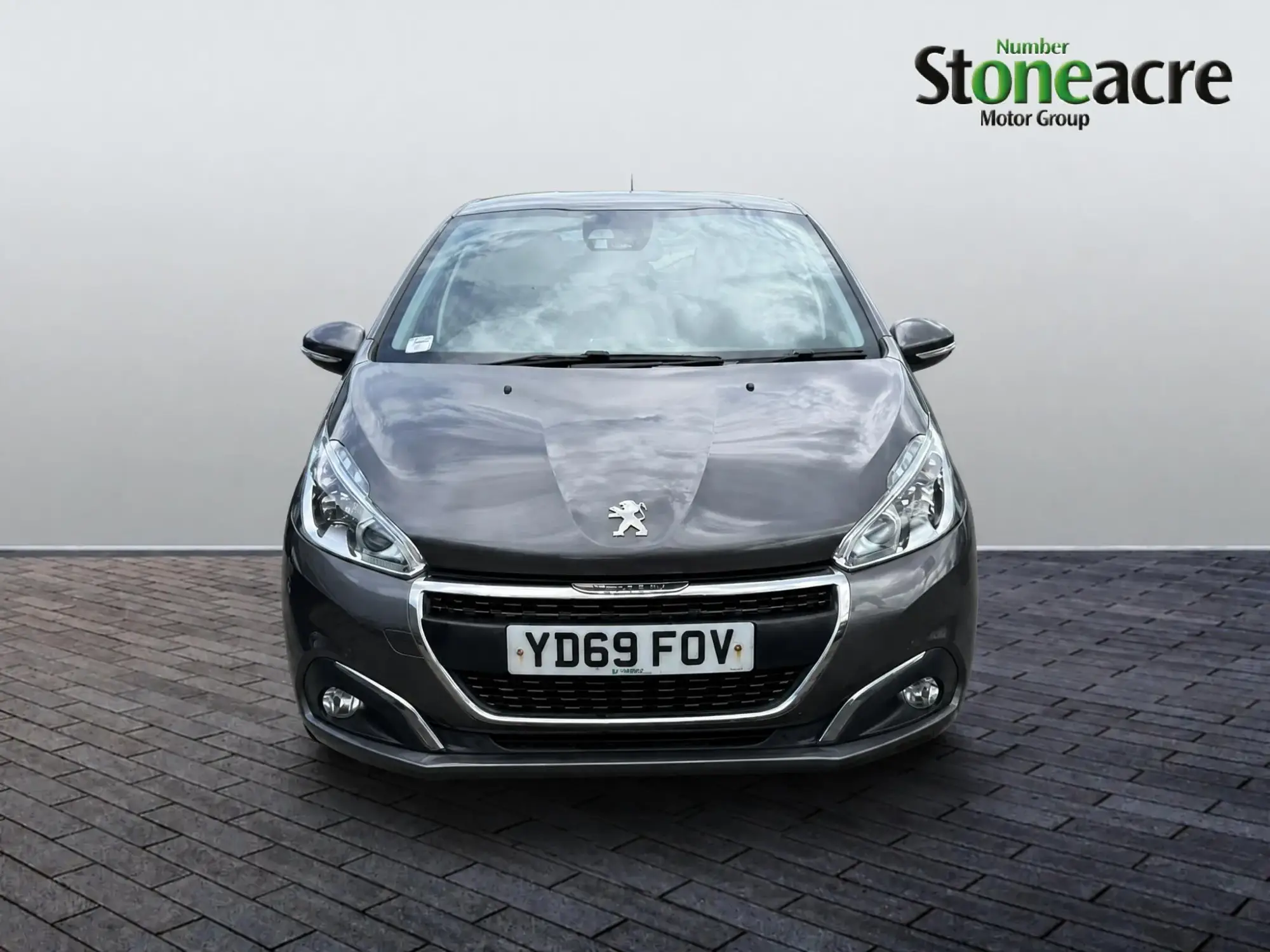 Peugeot 208 Image 2 Peugeot 208 Image 2