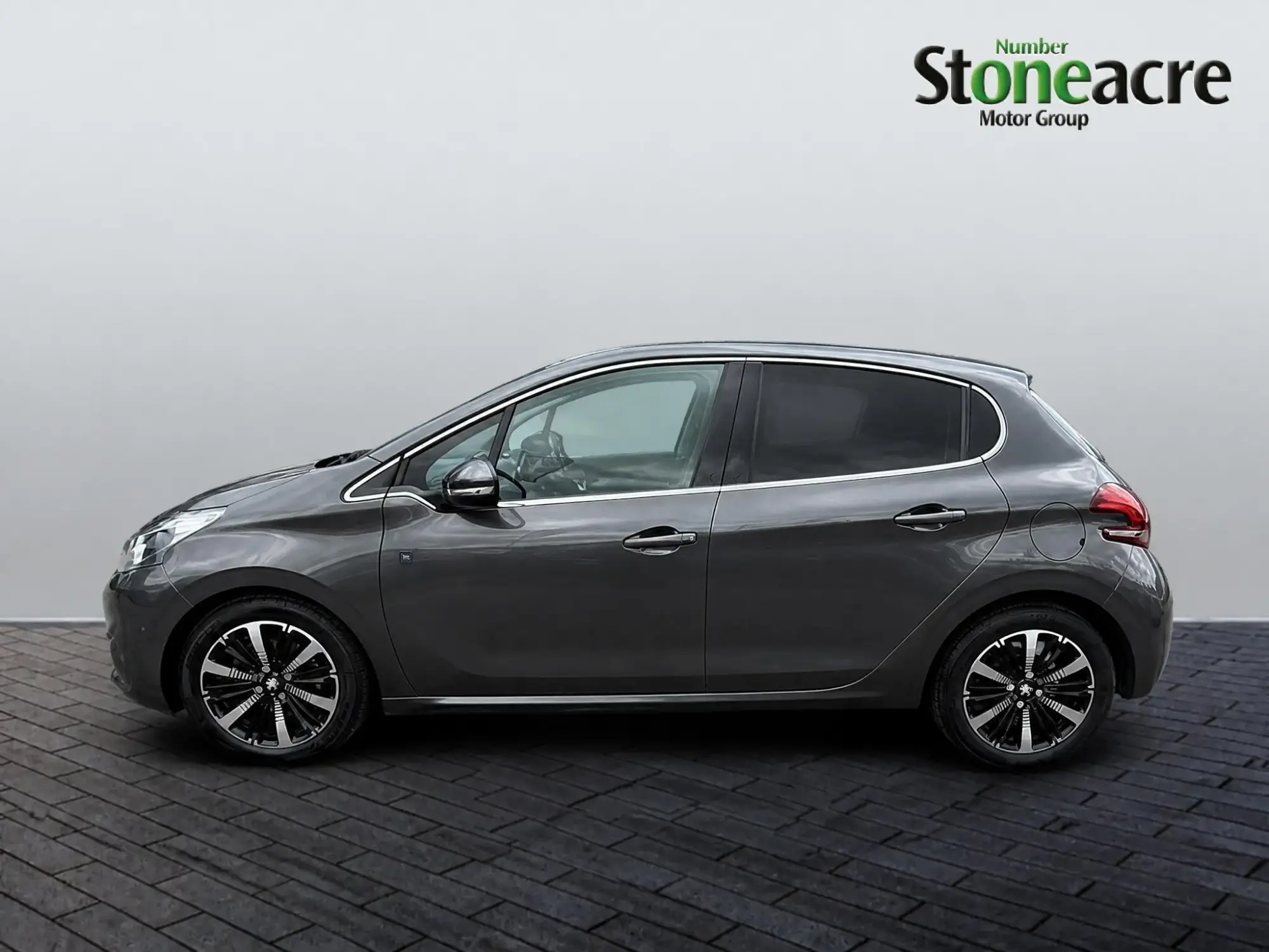 Peugeot 208 Image 5 Peugeot 208 Image 5