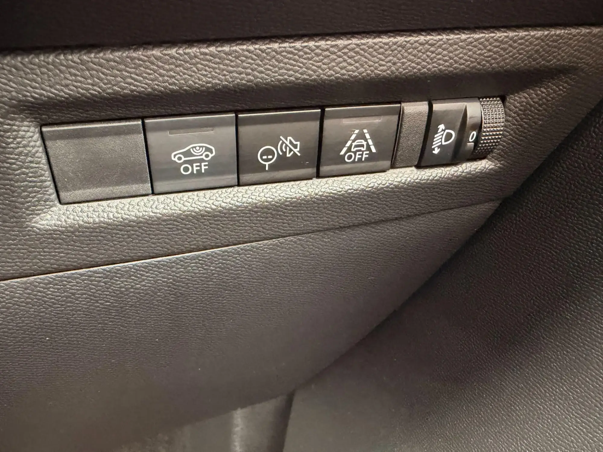 Vauxhall Frontera Electric Image 32