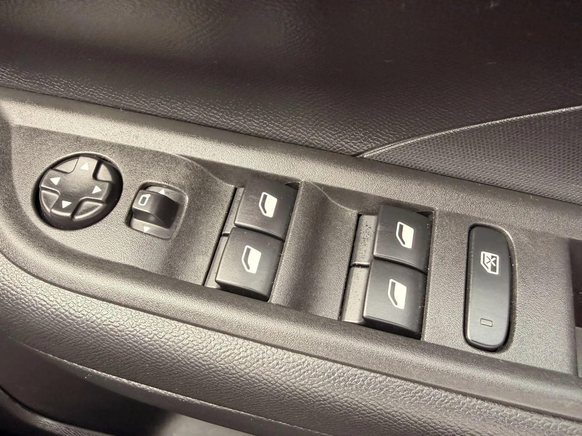 Vauxhall Frontera Electric Image 33