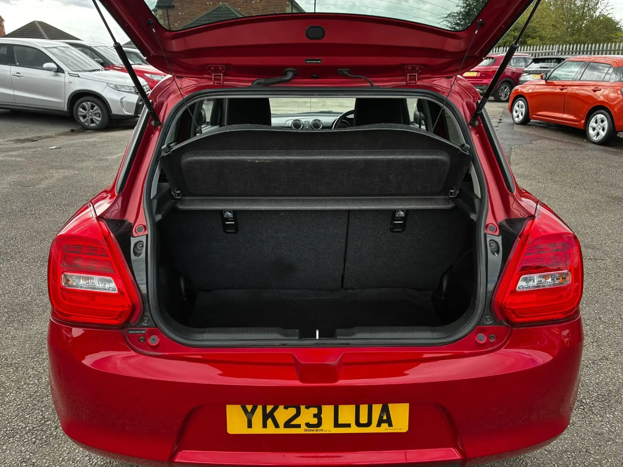 Suzuki Swift Image 9