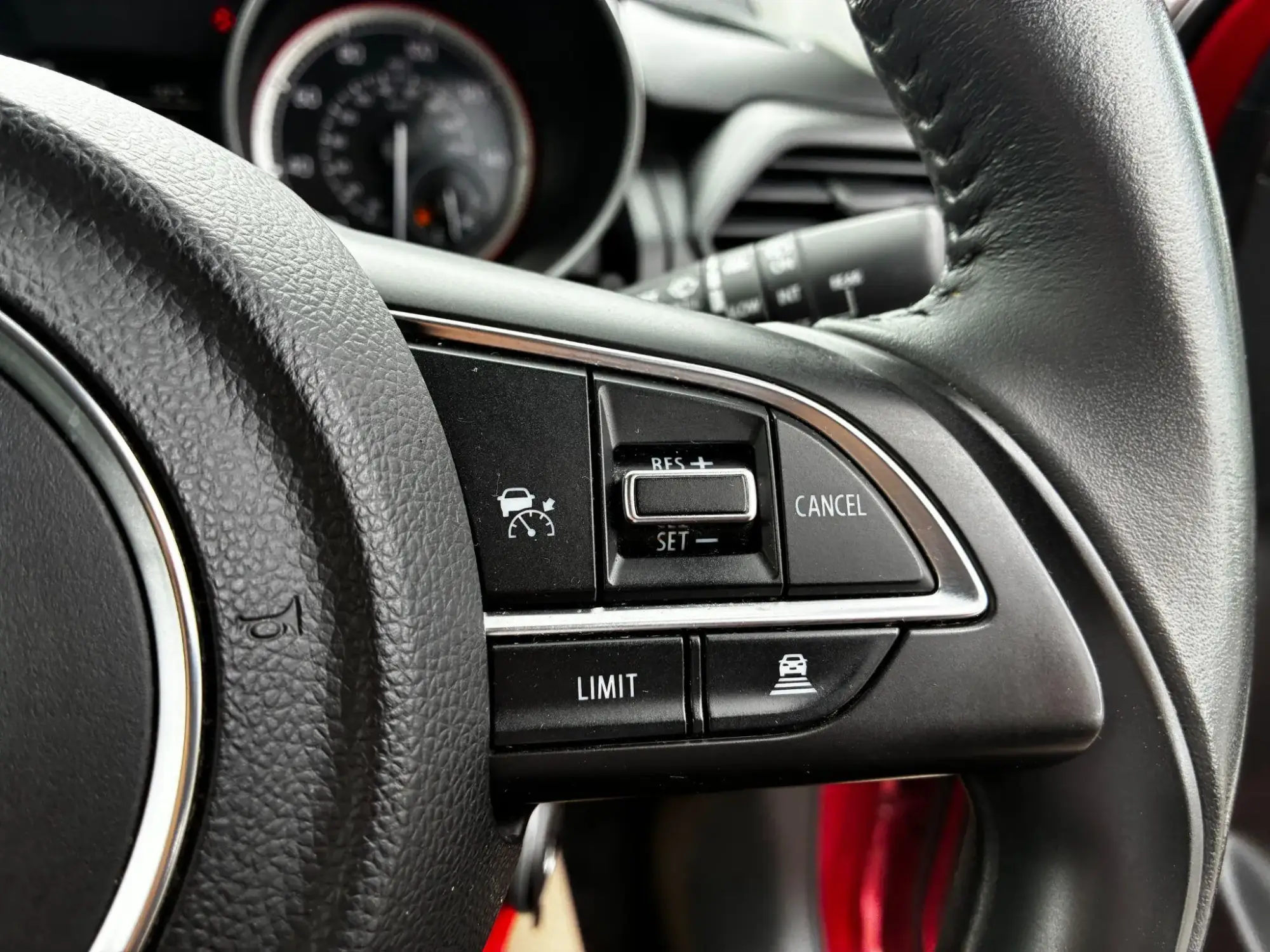 Suzuki Swift Image 12