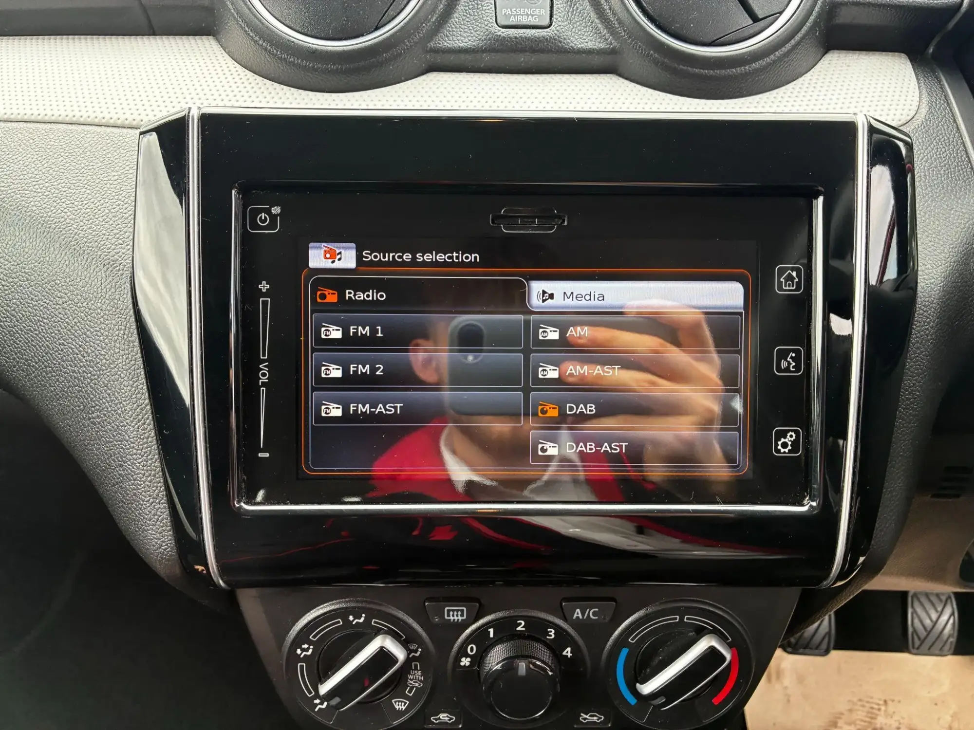 Suzuki Swift Image 20