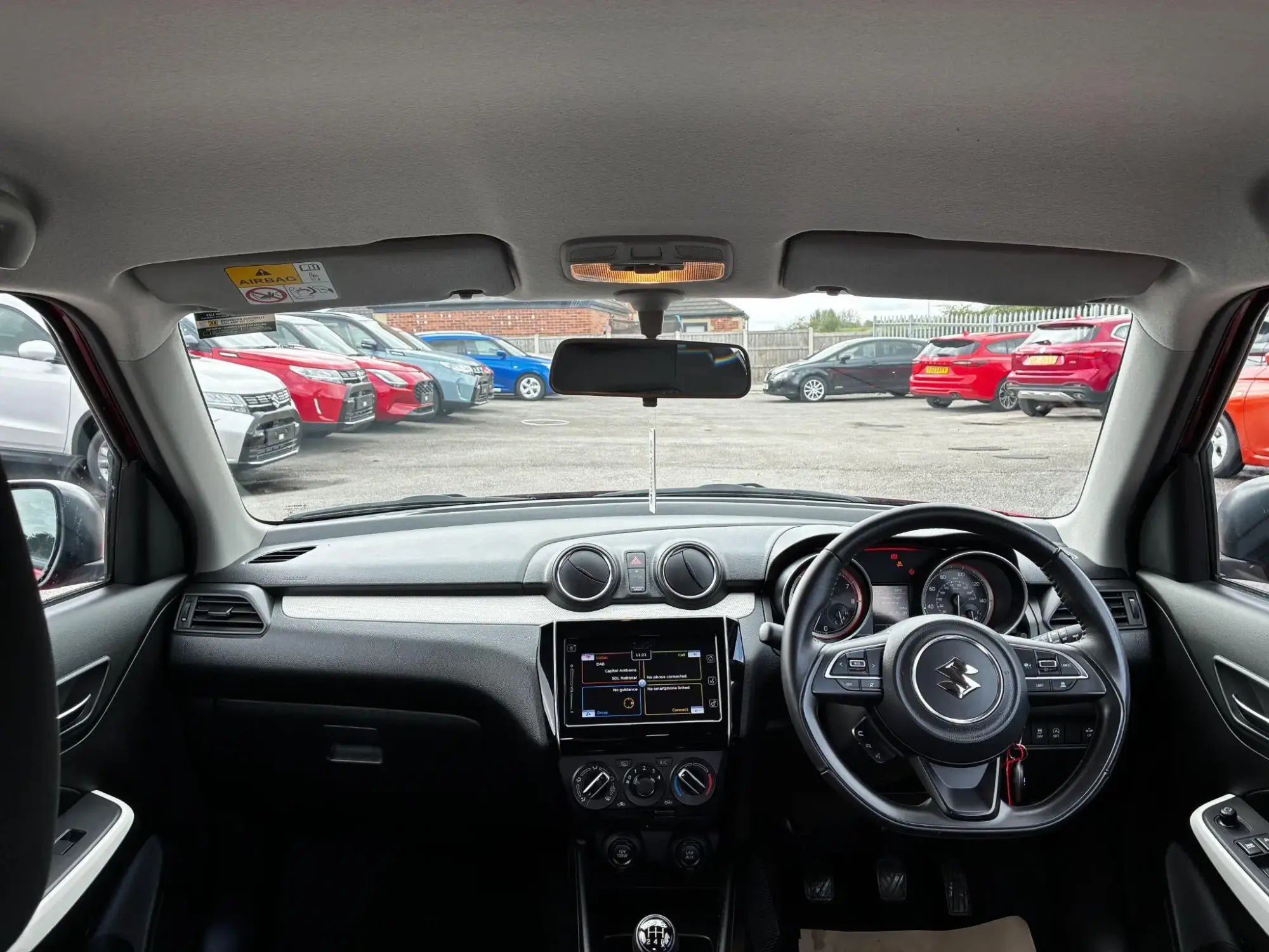 Suzuki Swift Image 24