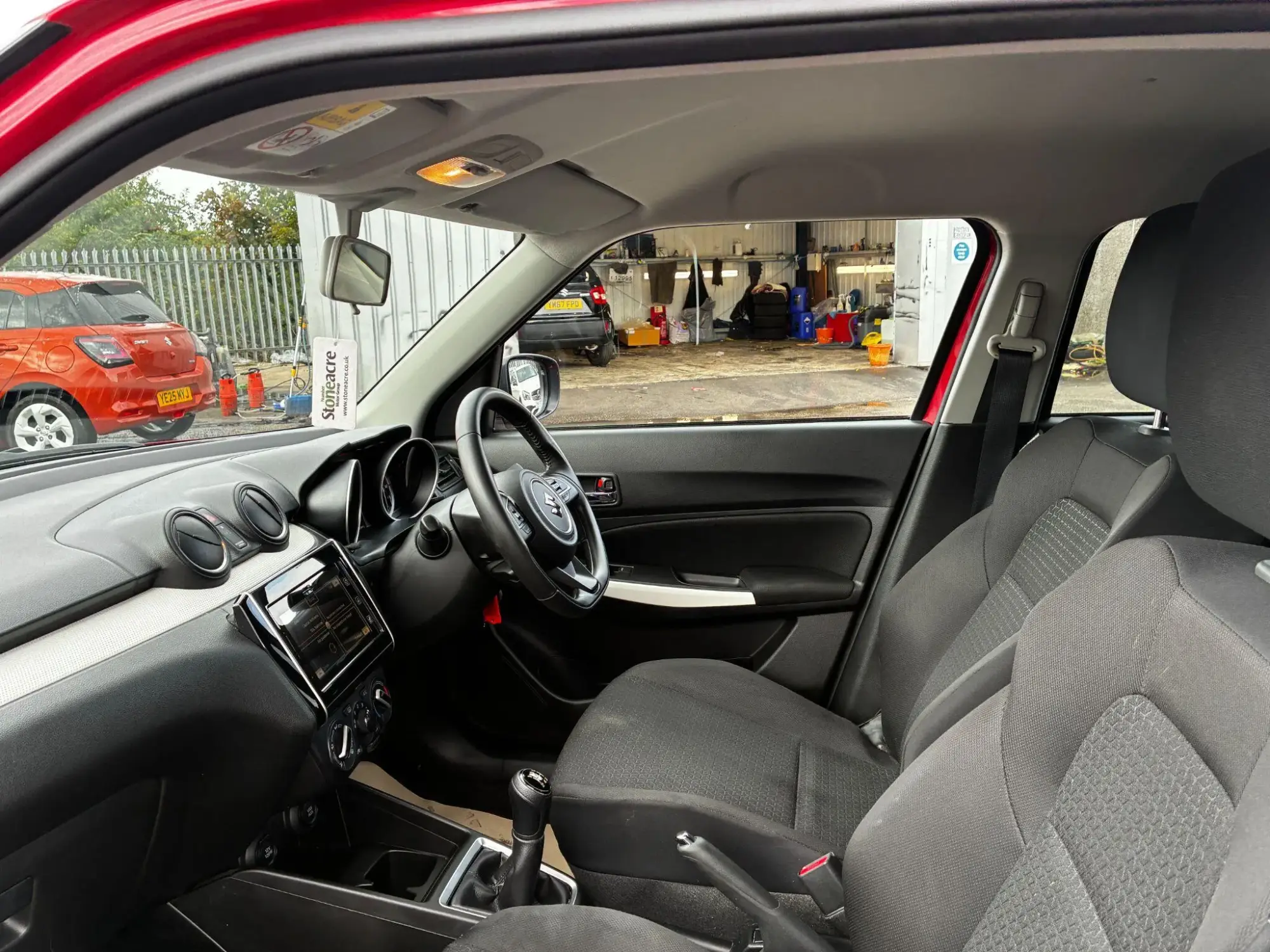 Suzuki Swift Image 27
