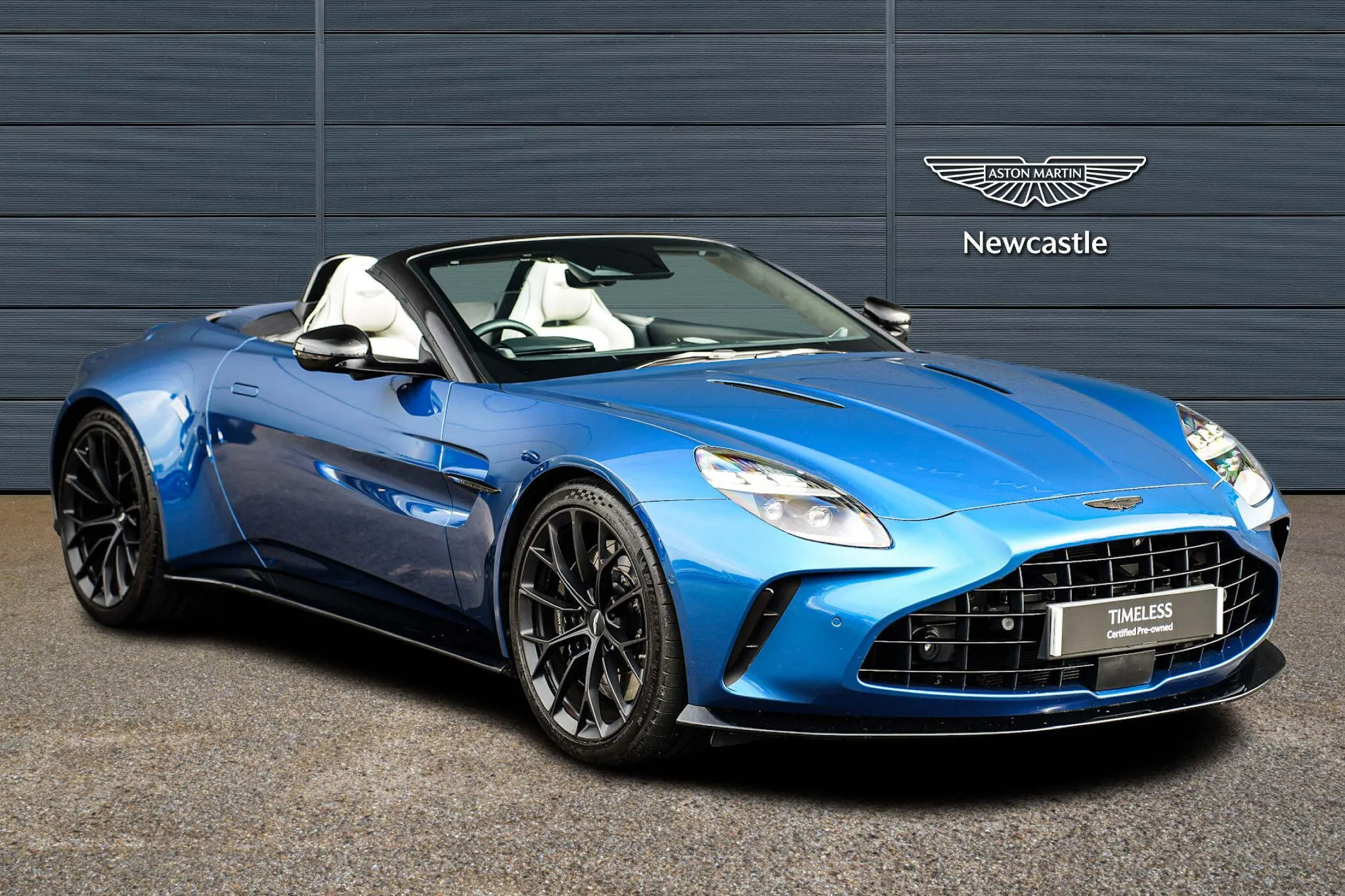 Aston Martin Vantage Roadster Aston Martin Vantage Roadster