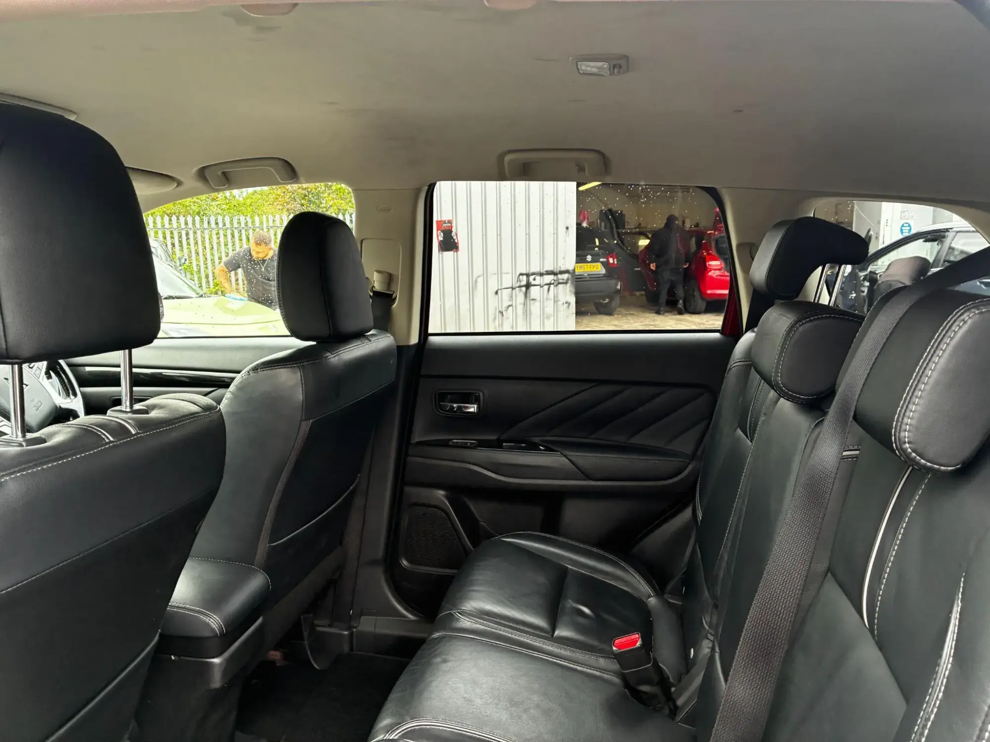 Mitsubishi Outlander Image 21 Mitsubishi Outlander Image 21
