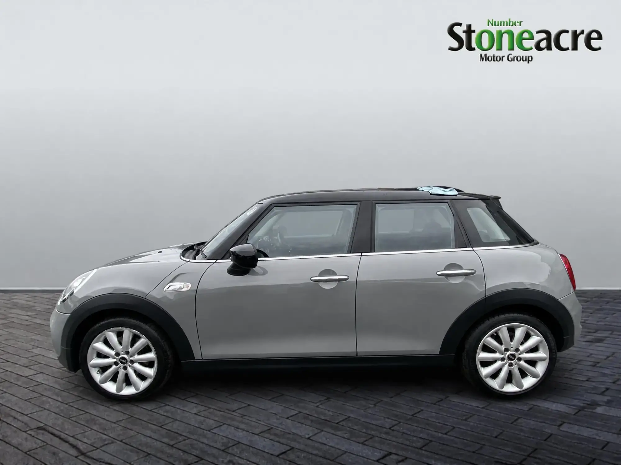 MINI Hatch Image 5 MINI Hatch Image 5