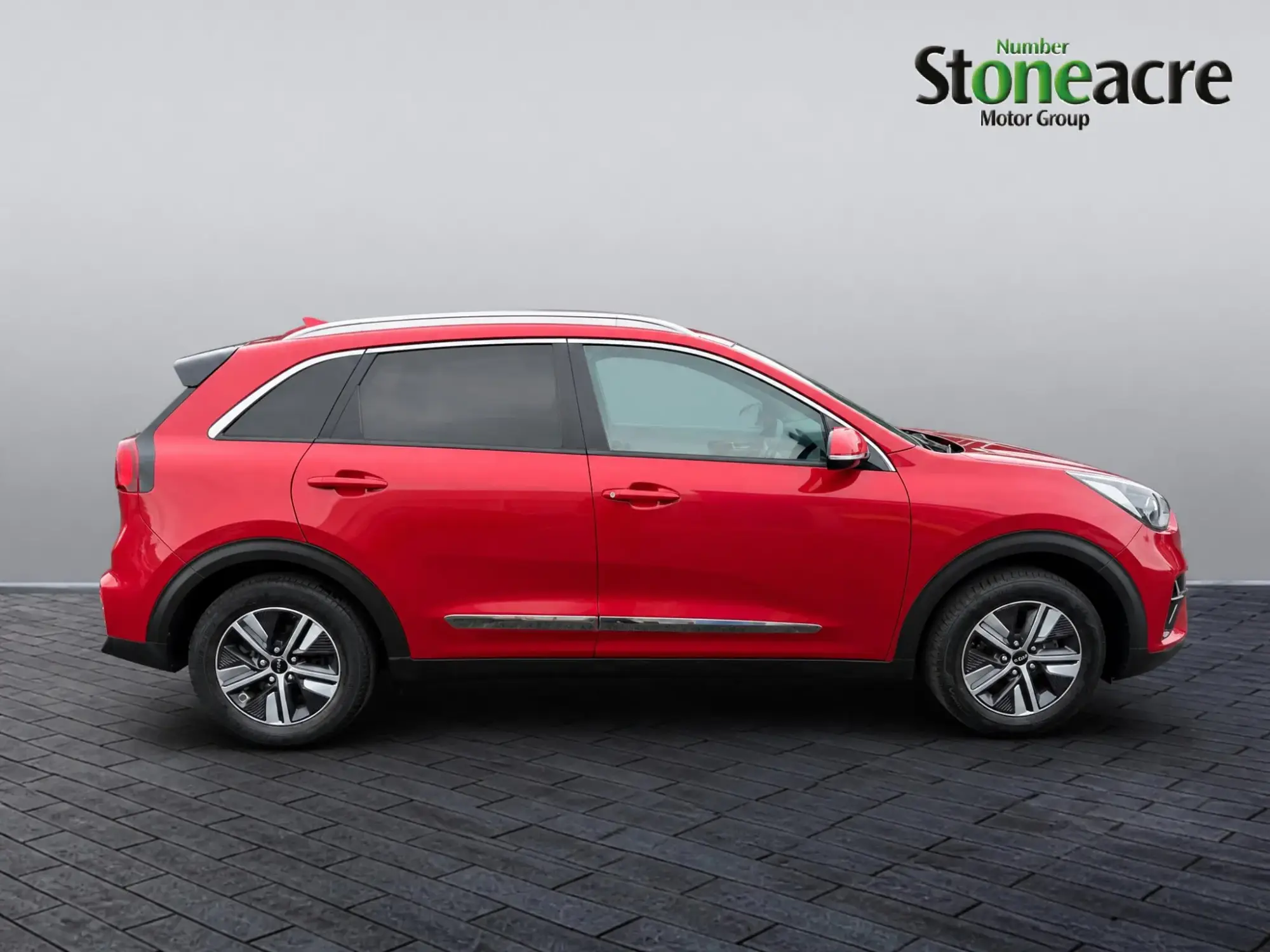 Kia Niro 1.6 GDi PHEV 2 5dr DCT DS71HZU Image 2 Kia Niro 1.6 GDi PHEV 2 5dr DCT DS71HZU Image 2