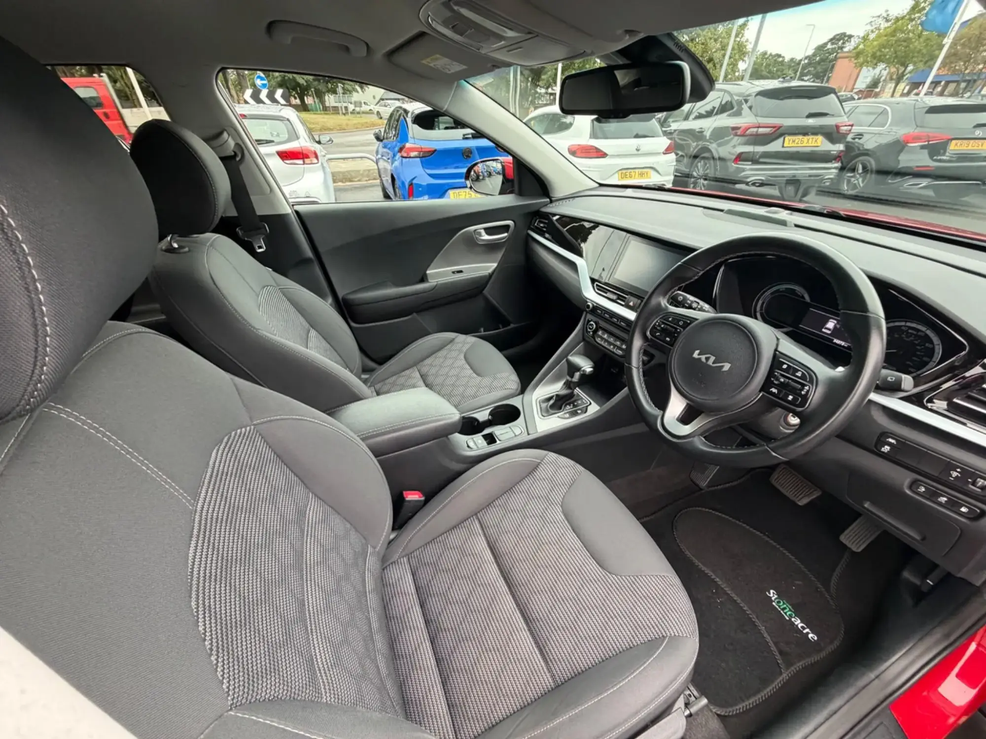 Kia Niro Image 9 Kia Niro Image 9