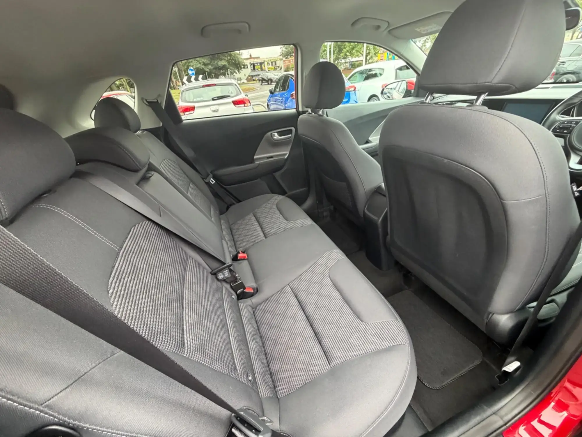Kia Niro Image 16 Kia Niro Image 16