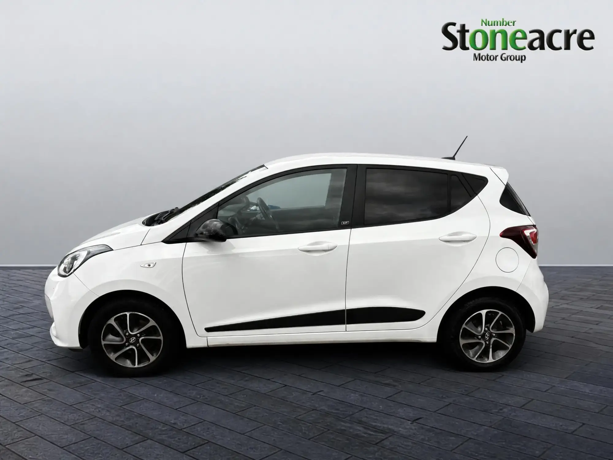 Hyundai i10 Image 5 Hyundai i10 Image 5