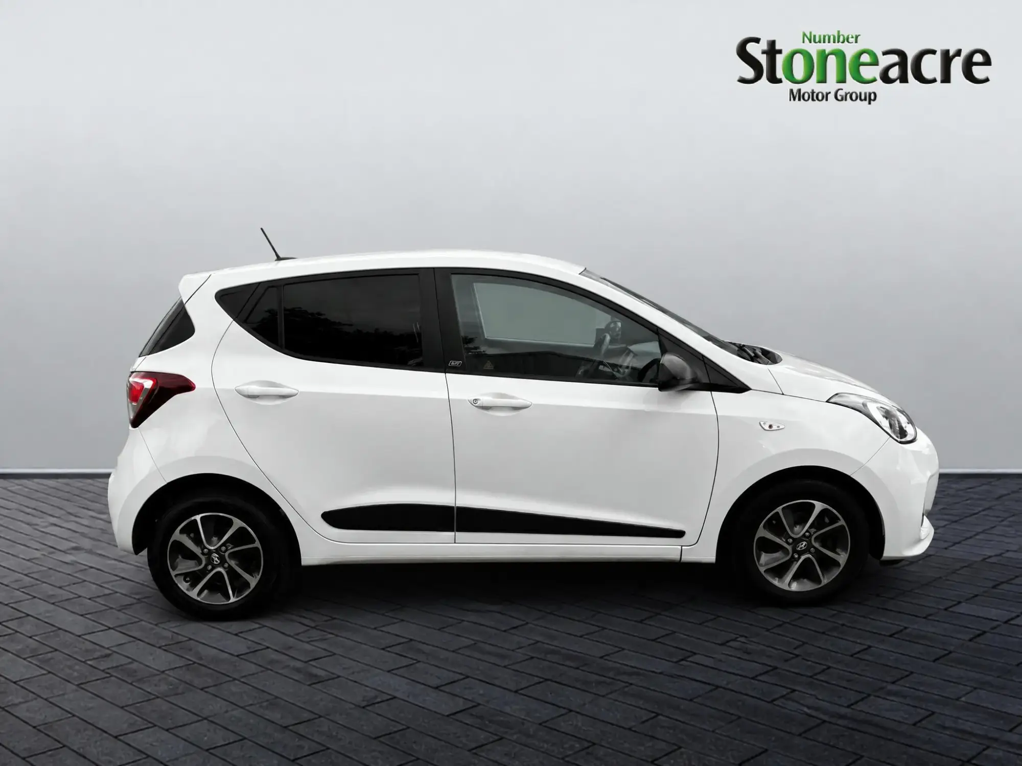 Hyundai i10 Image 7 Hyundai i10 Image 7
