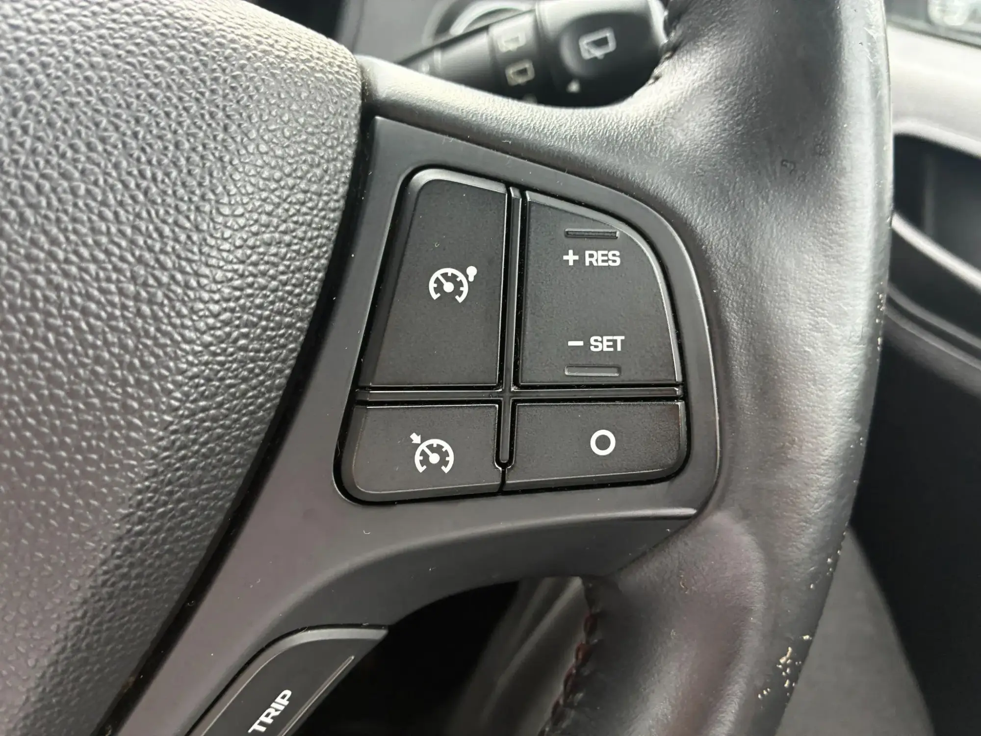 Hyundai i10 Image 12 Hyundai i10 Image 12