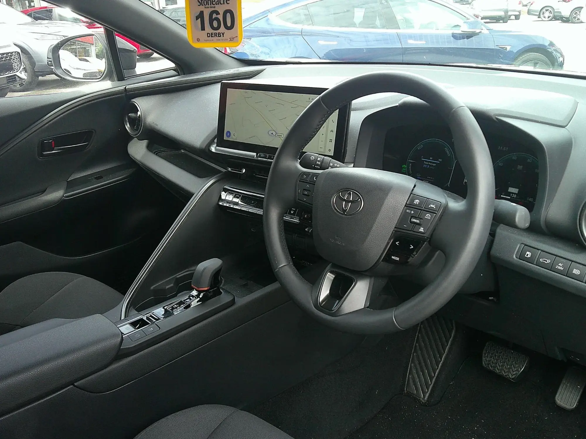 Toyota C-HR Plug-in Hybrid Image 10 Toyota C-HR Plug-in Hybrid Image 10