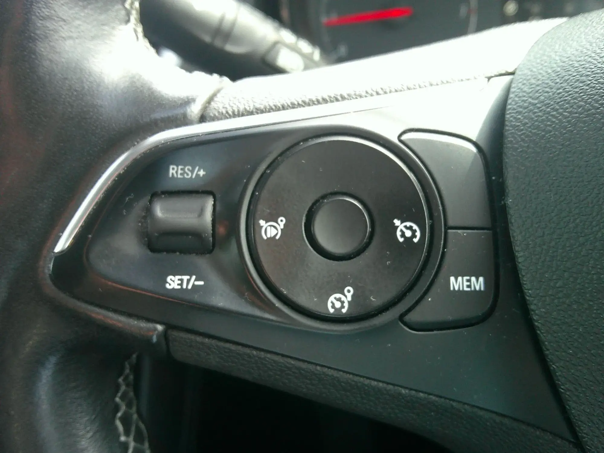 Vauxhall Grandland X Image 18