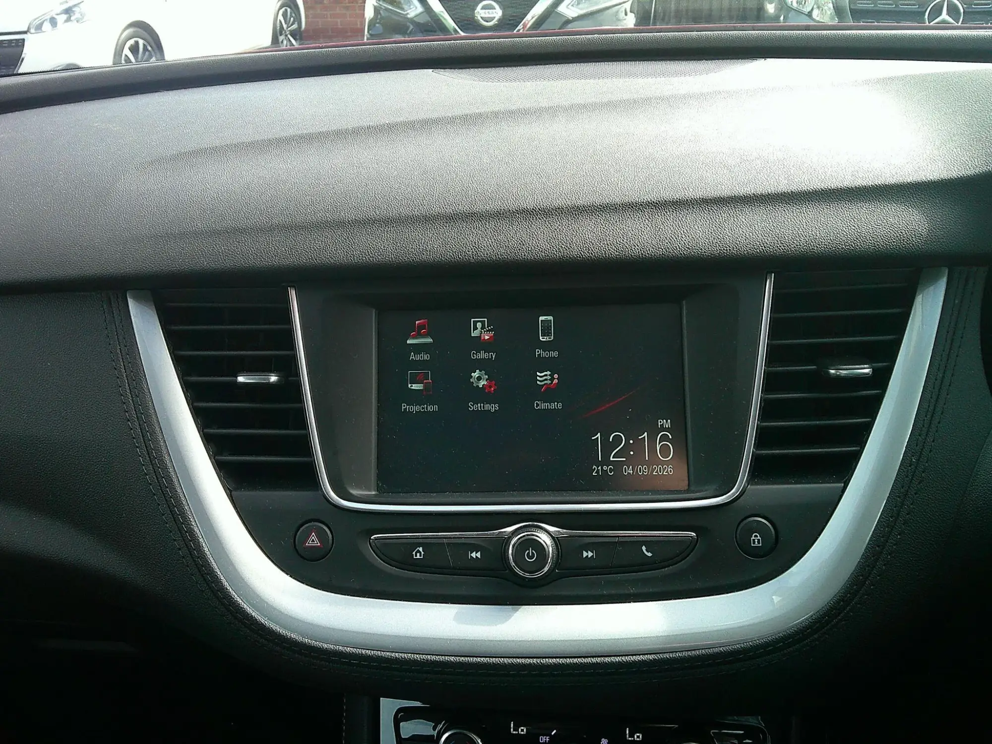 Vauxhall Grandland X Image 24