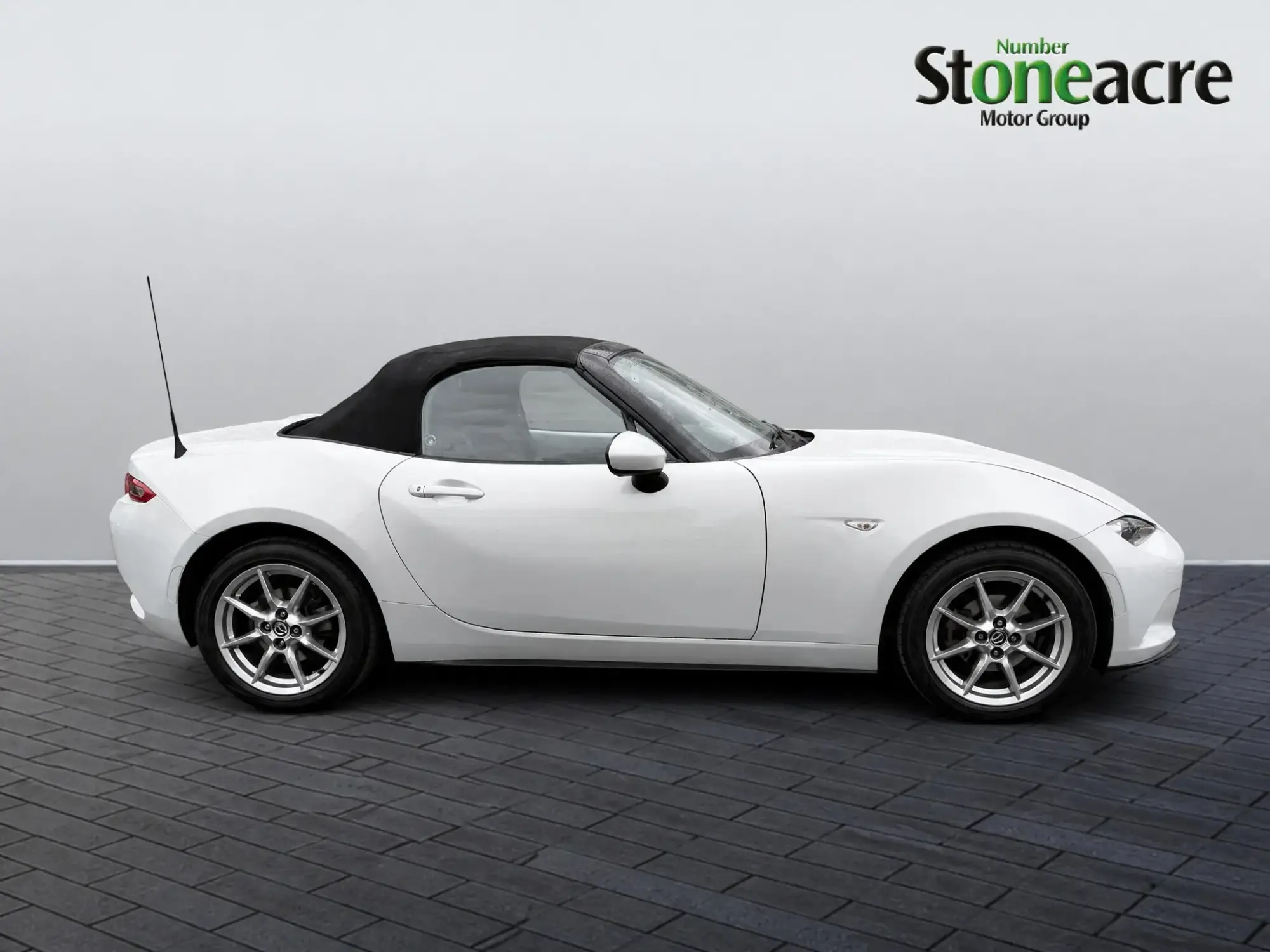Mazda MX-5 Image 7 Mazda MX-5 Image 7