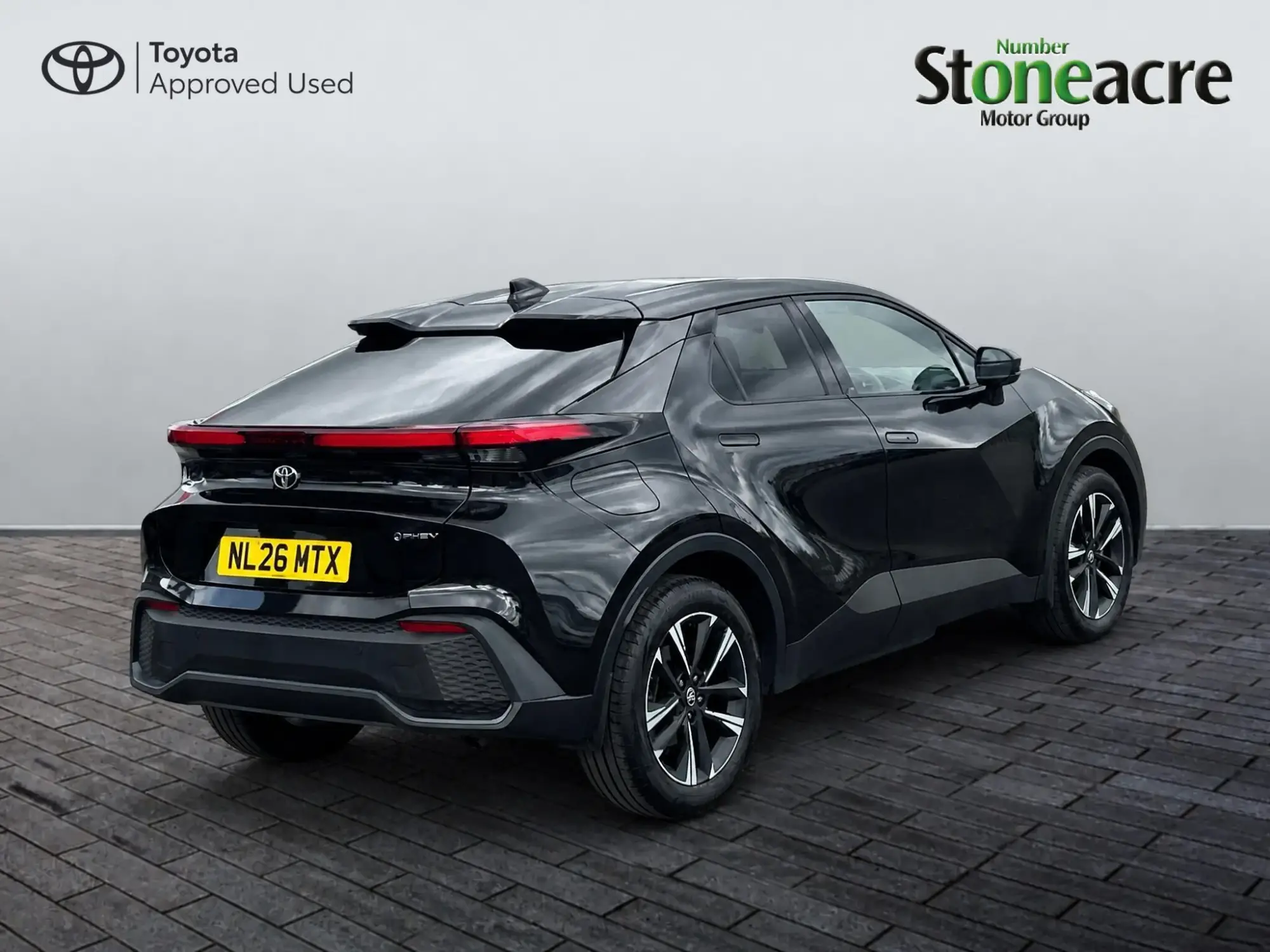Toyota C-HR Plug-in Hybrid 2.0 VVT-h 13.6 kWh Design CVT Euro 6 (s/s) 5dr NL26MTX Image 3 Toyota C-HR Plug-in Hybrid 2.0 VVT-h 13.6 kWh Design CVT Euro 6 (s/s) 5dr NL26MTX Image 3