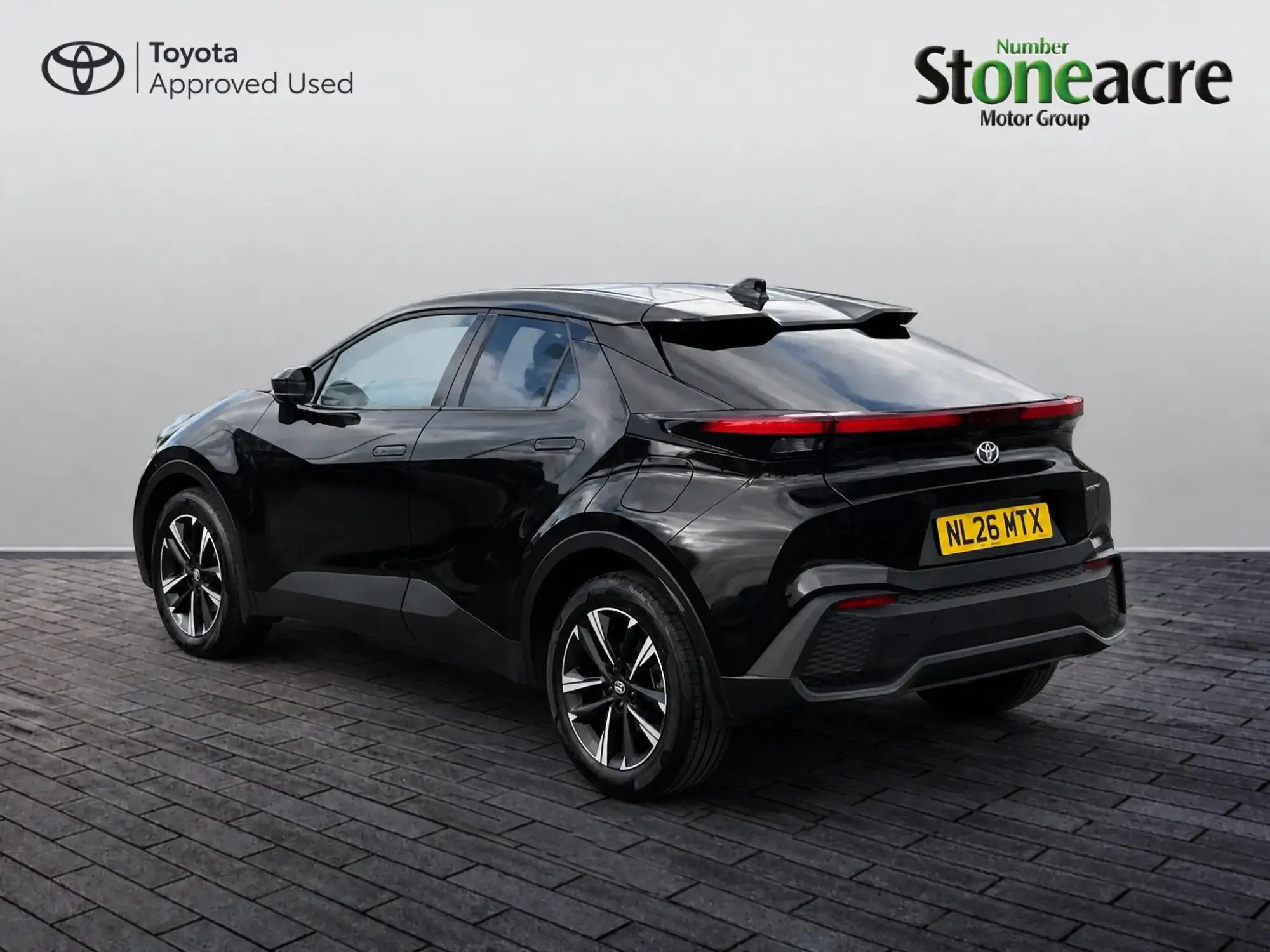 Toyota C-HR Plug-in Hybrid Image 5 Toyota C-HR Plug-in Hybrid Image 5