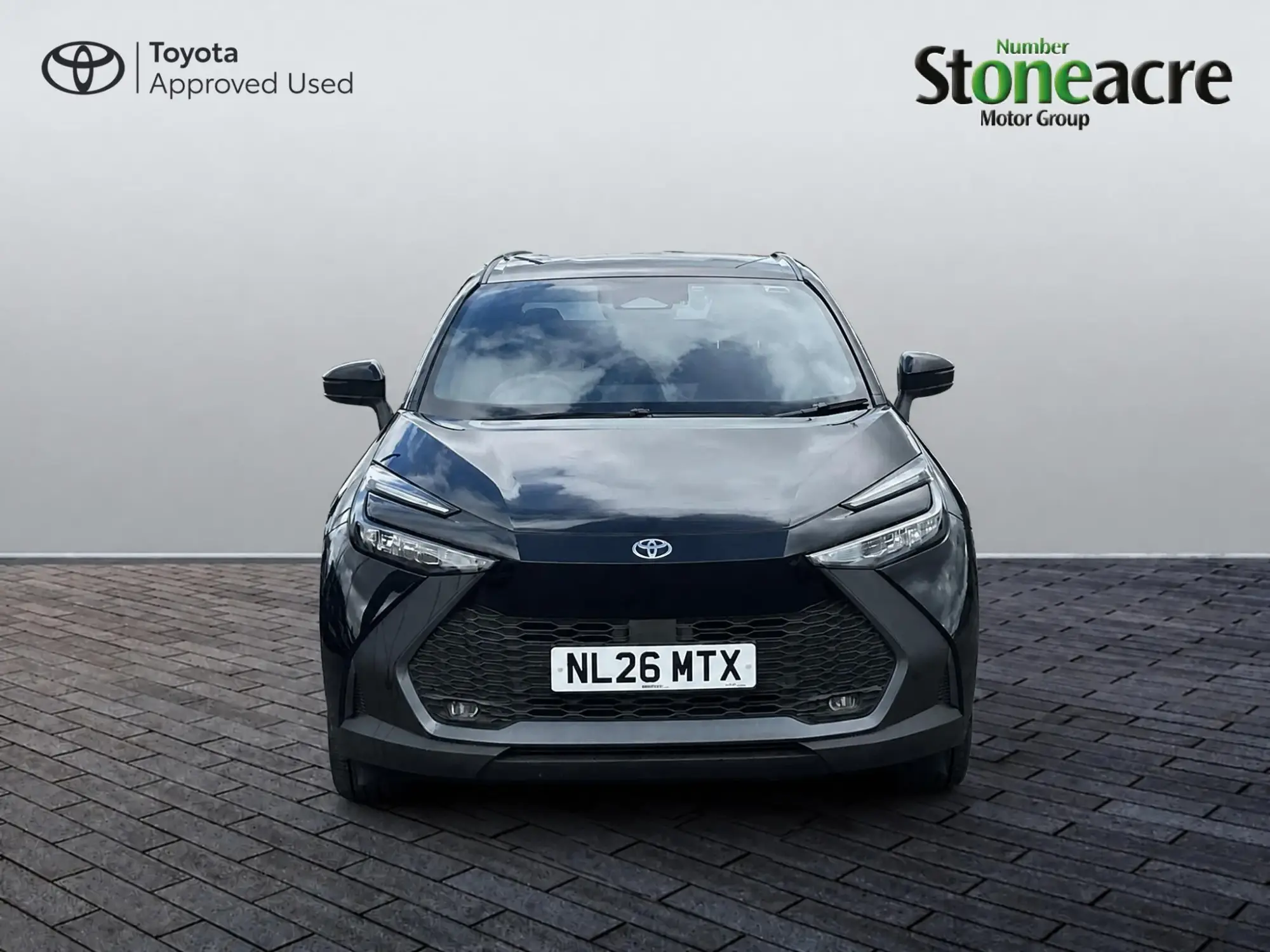 Toyota C-HR Plug-in Hybrid Image 7 Toyota C-HR Plug-in Hybrid Image 7