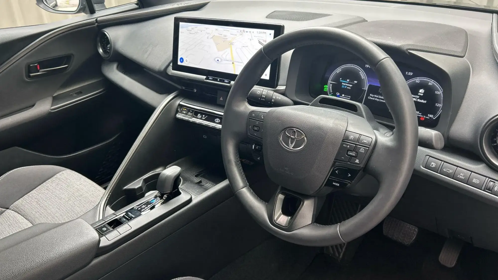 Toyota C-HR Plug-in Hybrid Image 9 Toyota C-HR Plug-in Hybrid Image 9
