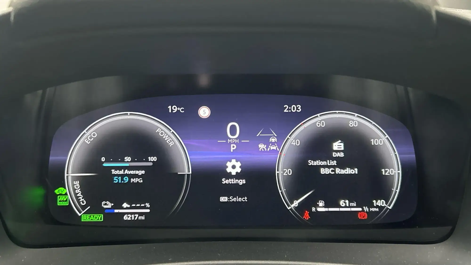 Toyota C-HR Plug-in Hybrid Image 12 Toyota C-HR Plug-in Hybrid Image 12