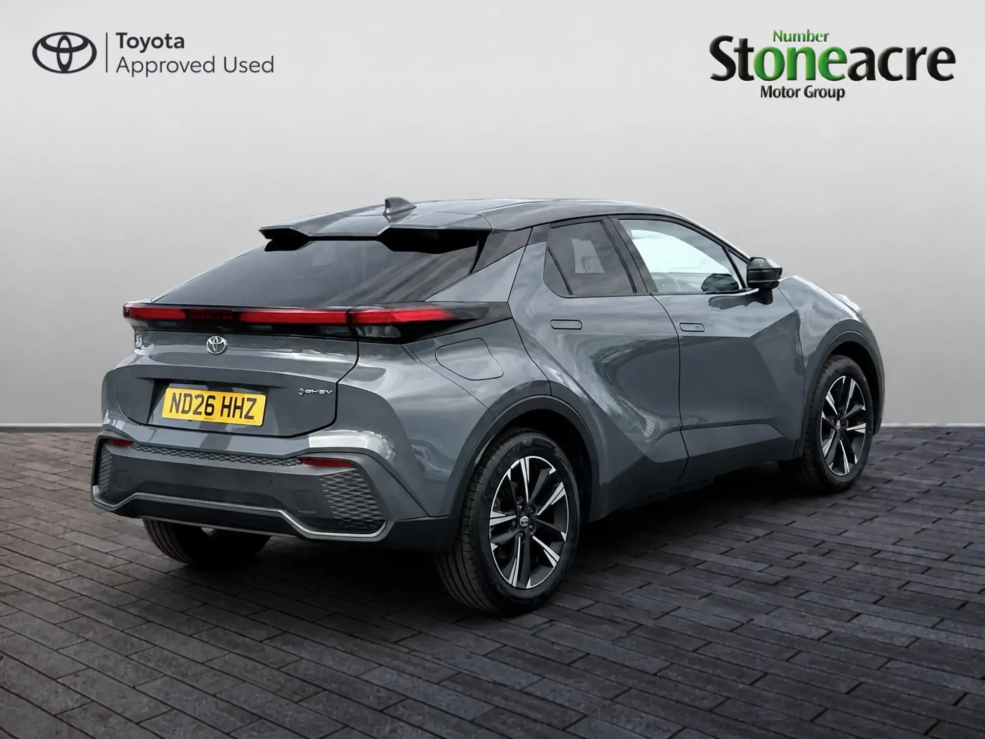 Toyota C-HR Plug-in Hybrid 2.0 VVT-h 13.6 kWh Design CVT Euro 6 (s/s) 5dr ND26HHZ Image 3 Toyota C-HR Plug-in Hybrid 2.0 VVT-h 13.6 kWh Design CVT Euro 6 (s/s) 5dr ND26HHZ Image 3