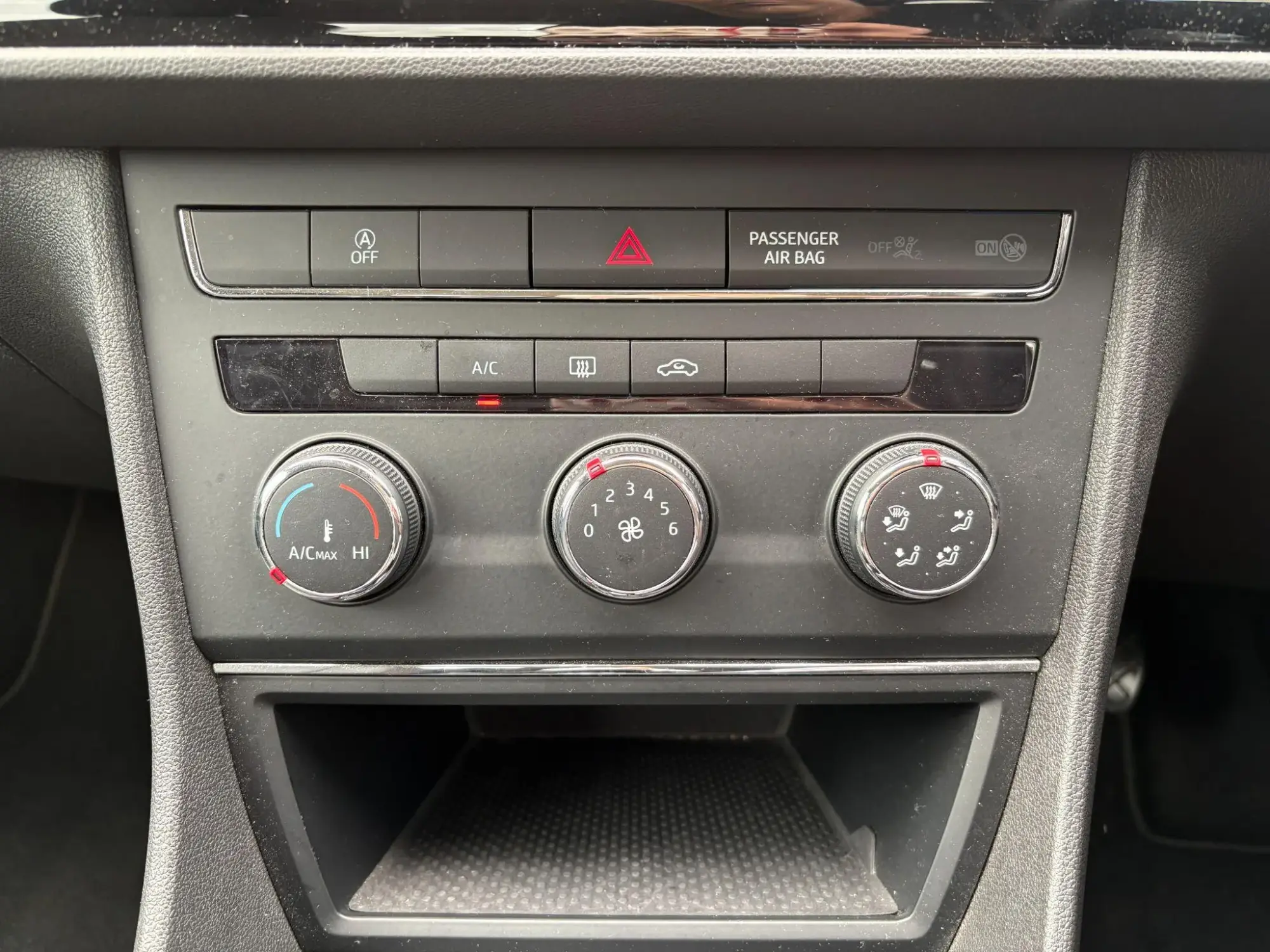 SEAT Leon Image 30 SEAT Leon Image 30