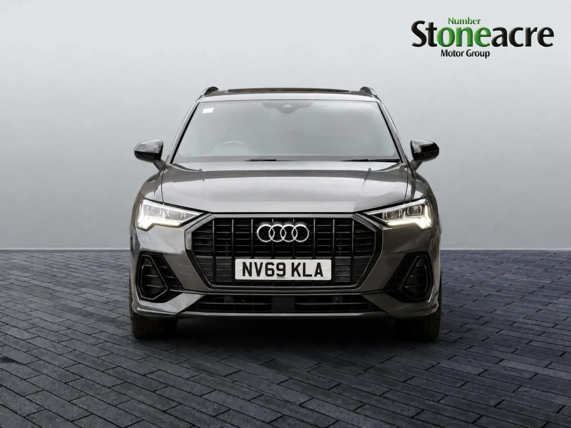 Audi Q3 Image 8