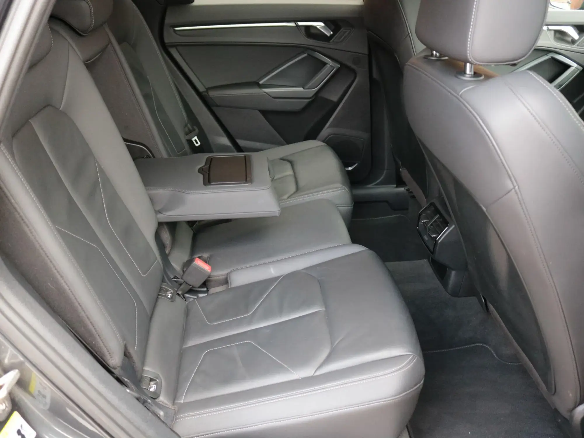 Audi Q3 Image 28